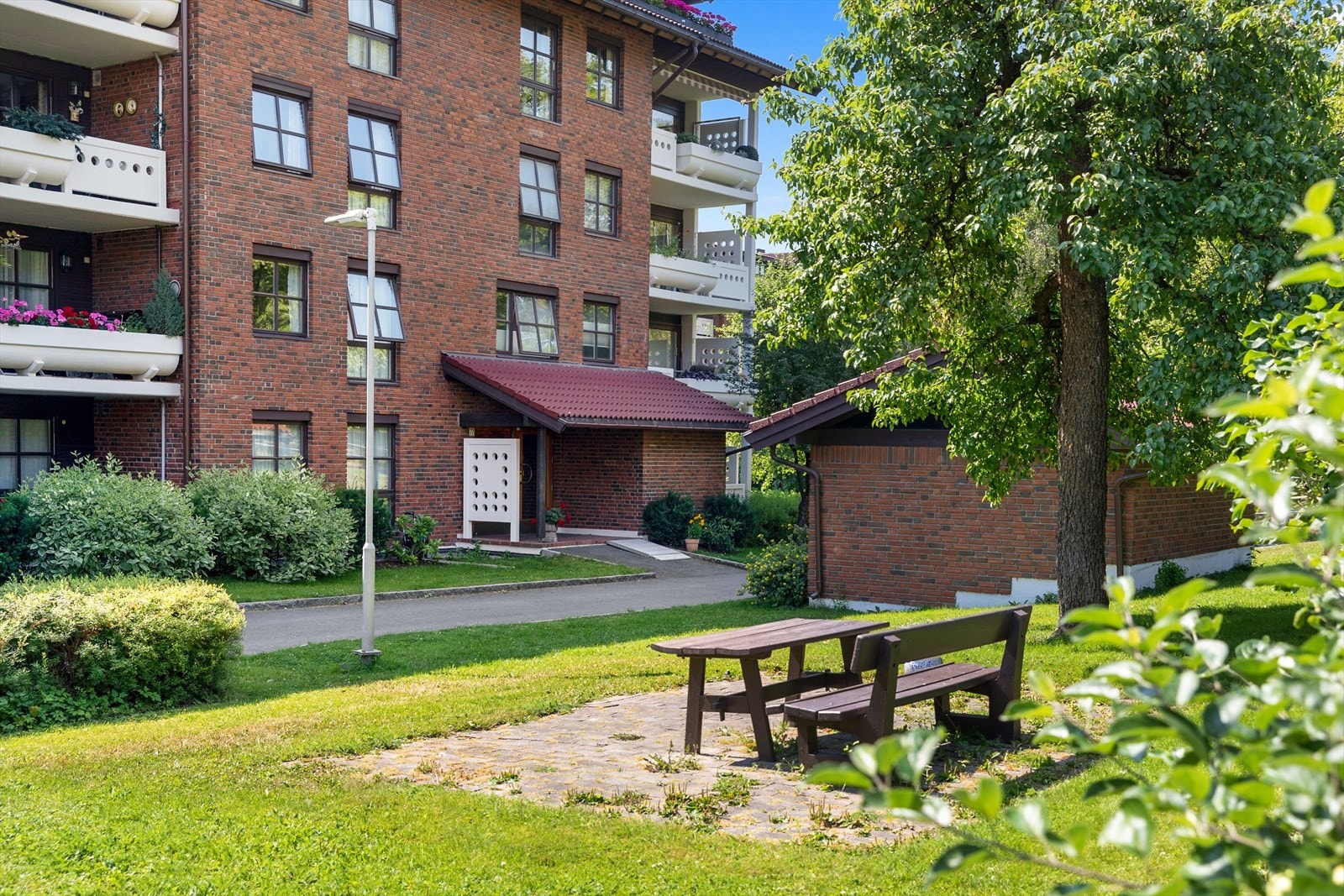 Hyggelig og sosiale uteplasser. Galleribilde