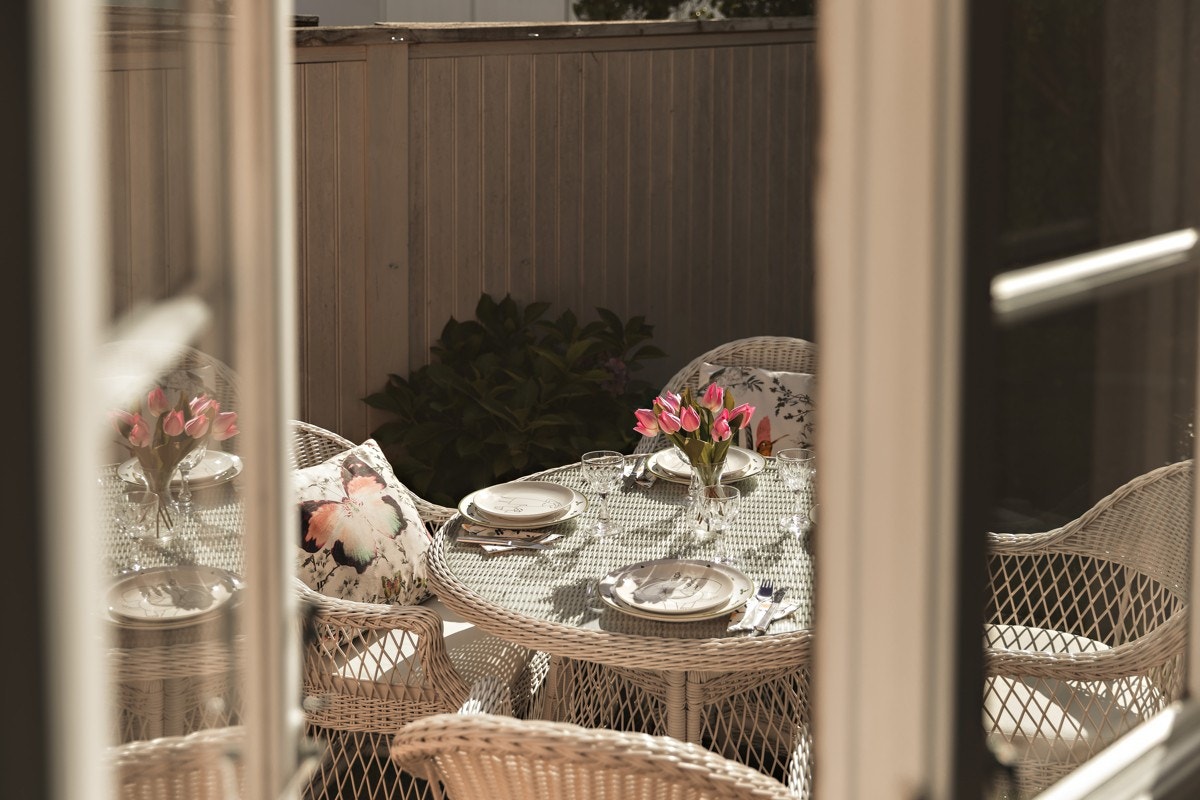 idyllisk hageflekk følger med huset. Galleribilde
