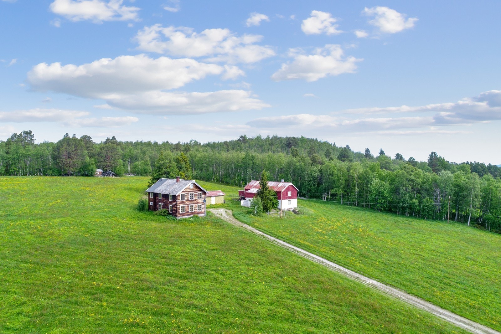 Sjarmerende gård i Galåa på Røros Galleribilde