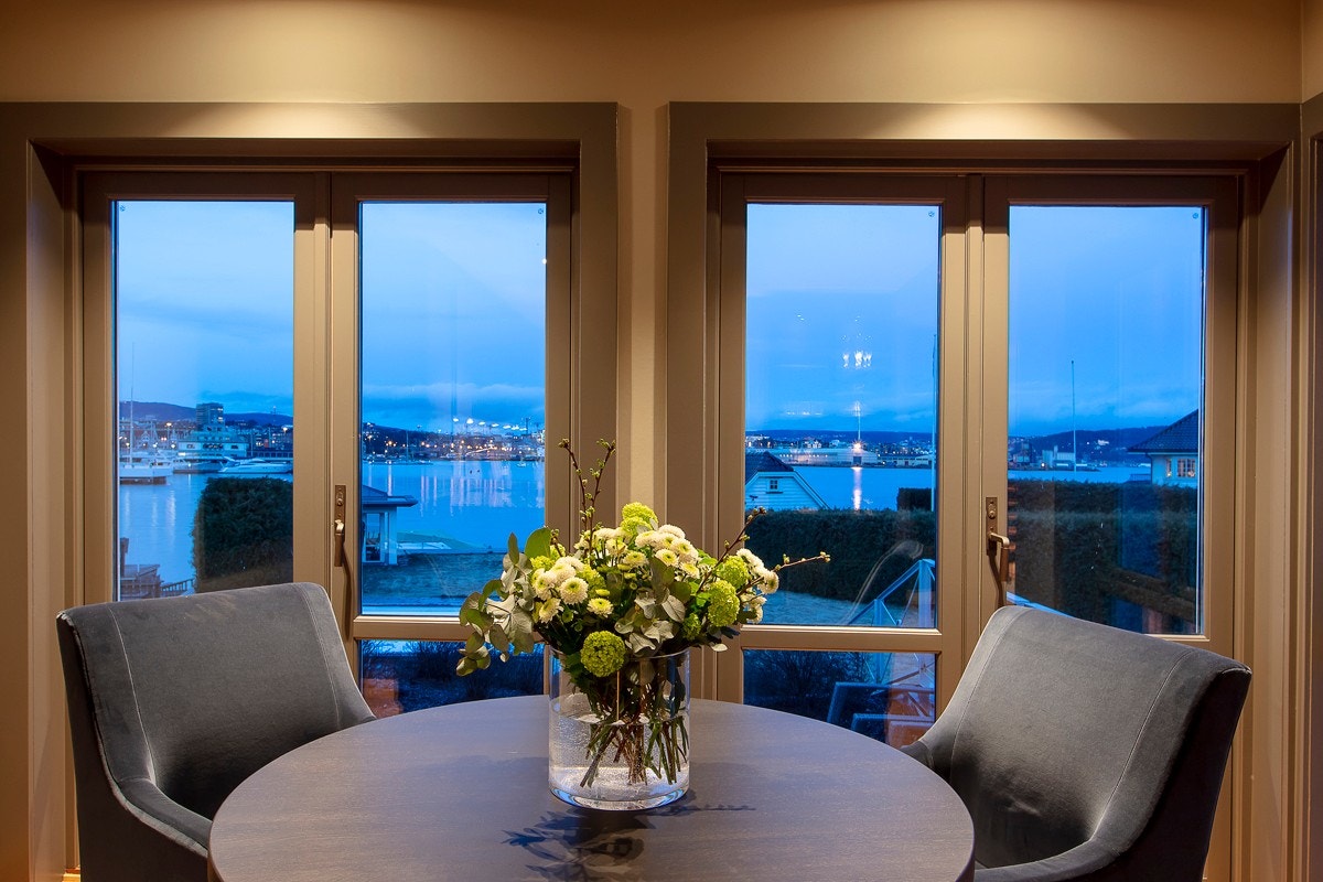 Fantastisk utsikt mot sjøen. Galleribilde