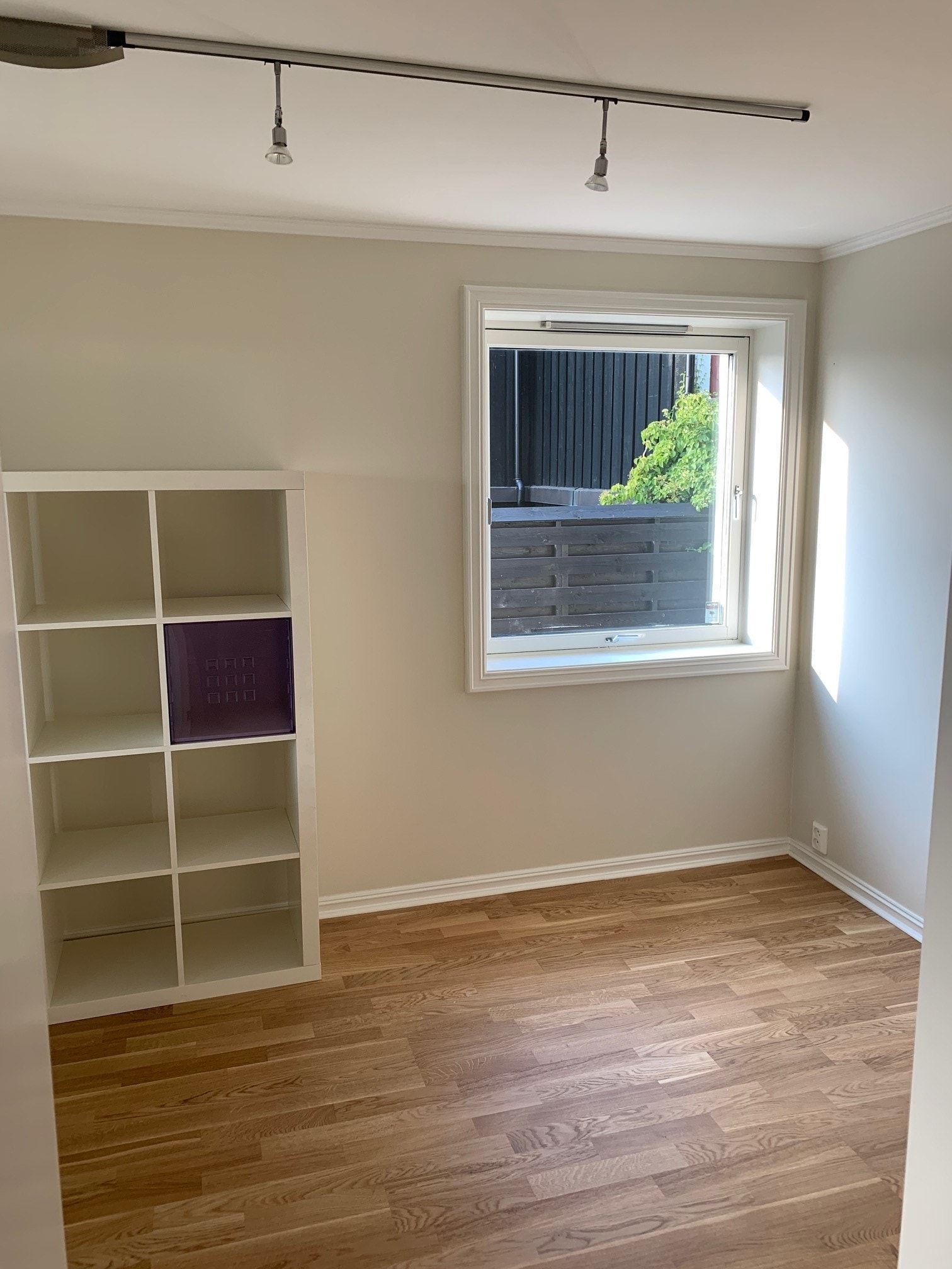 Soverom Hybel 1. Selgers private bilde. 1. u etg. Galleribilde