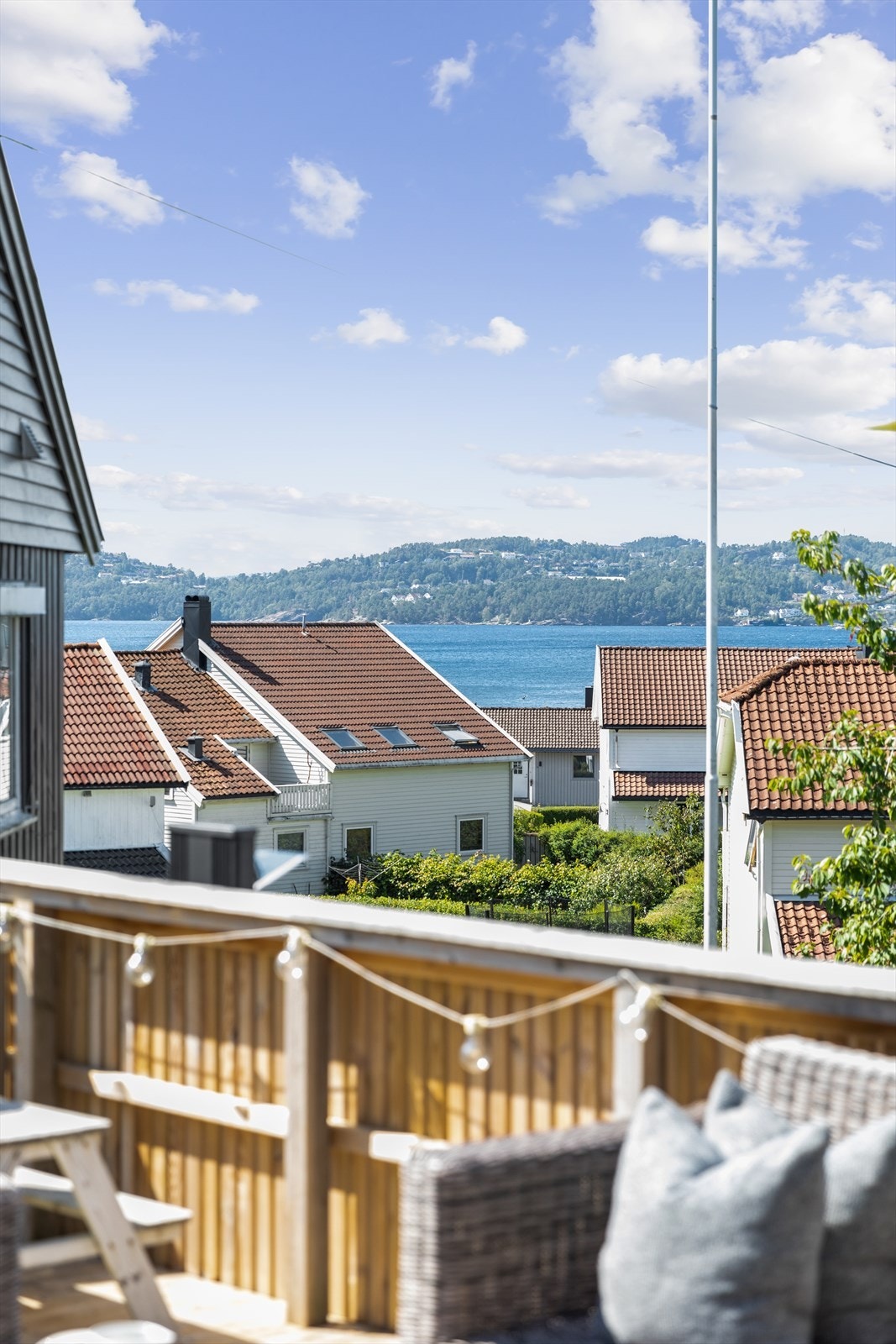 Utsikt fra uteområdet. Galleribilde