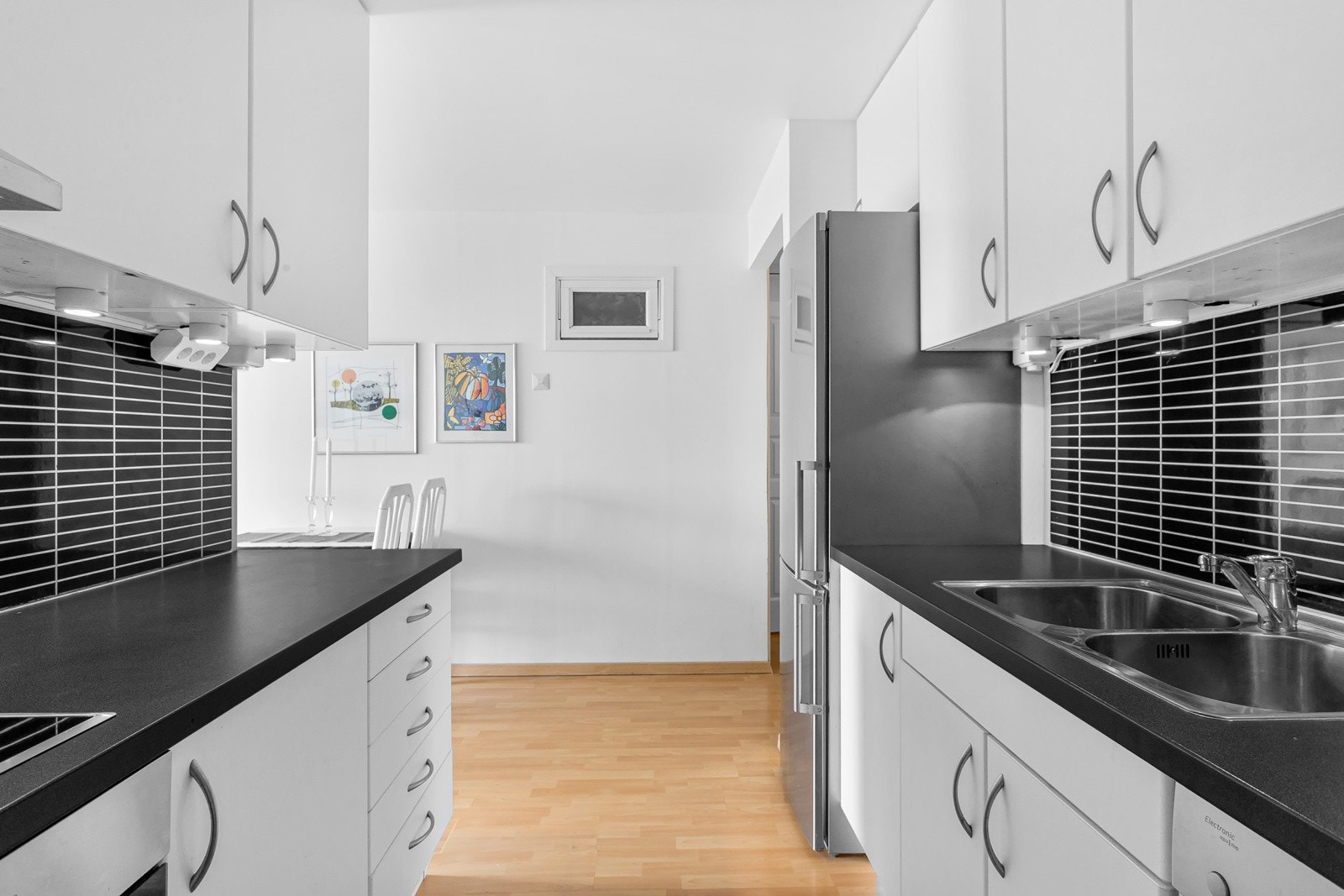 Fritthengende ventilator med kullfilter fra Bosch Galleribilde