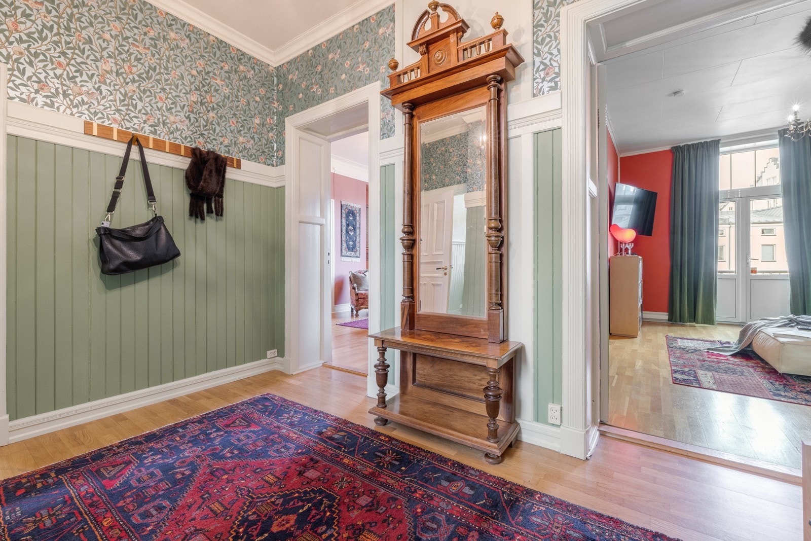 Stor og romslig hall Galleribilde