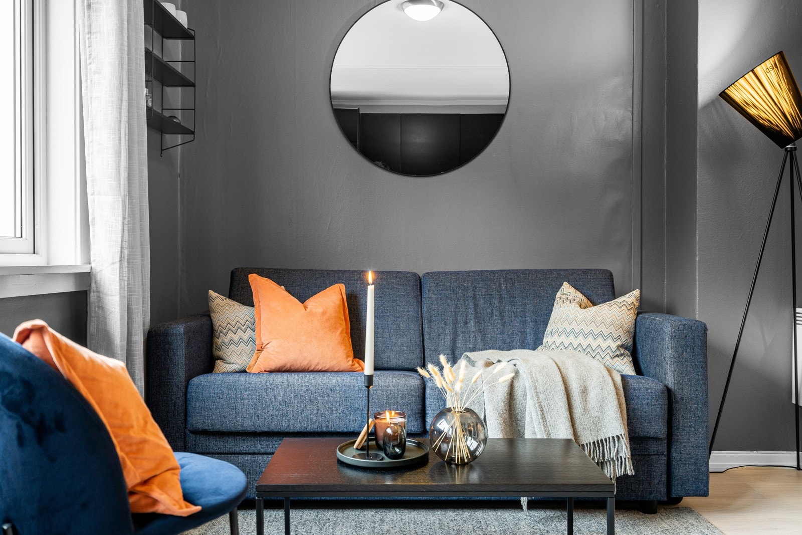 Leiligheten byr på flotte kvaliteter som blant annet en generøs takhøyde Galleribilde