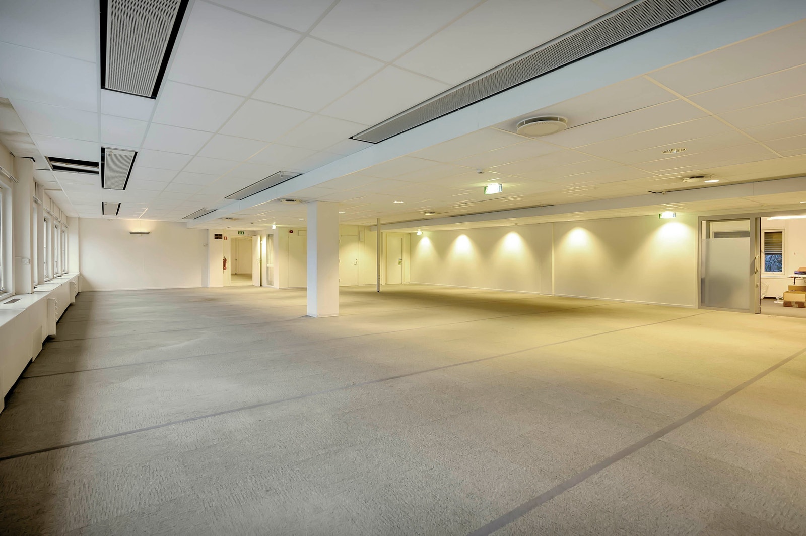 Åpen løsning eller dele inn i soner. Galleribilde