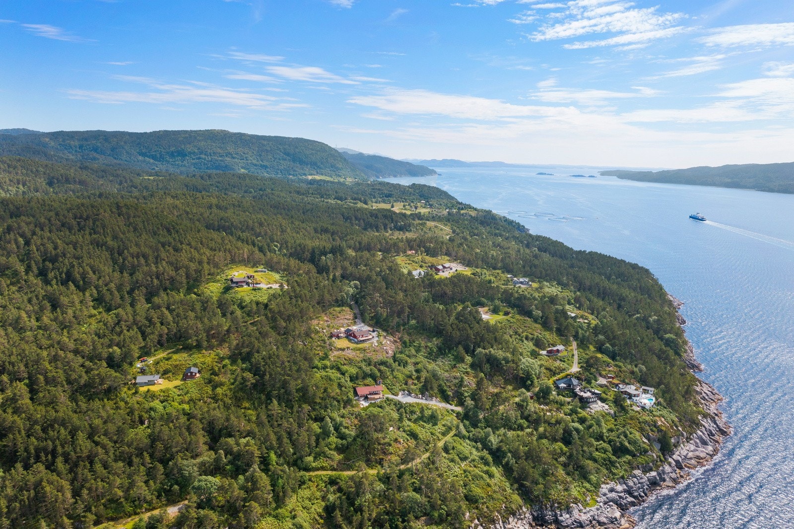 Det blir laget vei, vann og avløp til alle tomtegrenser. Galleribilde