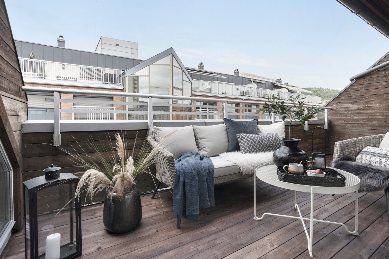 Nordvestvendt balkong med gode solforhold... Galleribilde