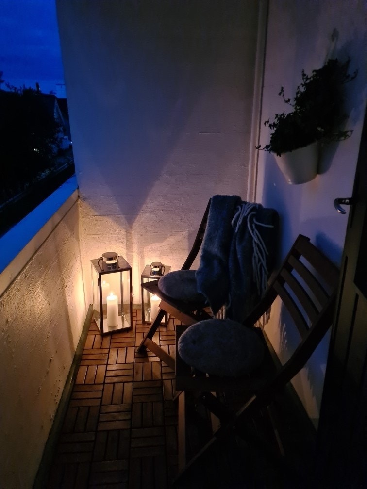 Kveldsstemning på balkongen. Privat bilde. Galleribilde