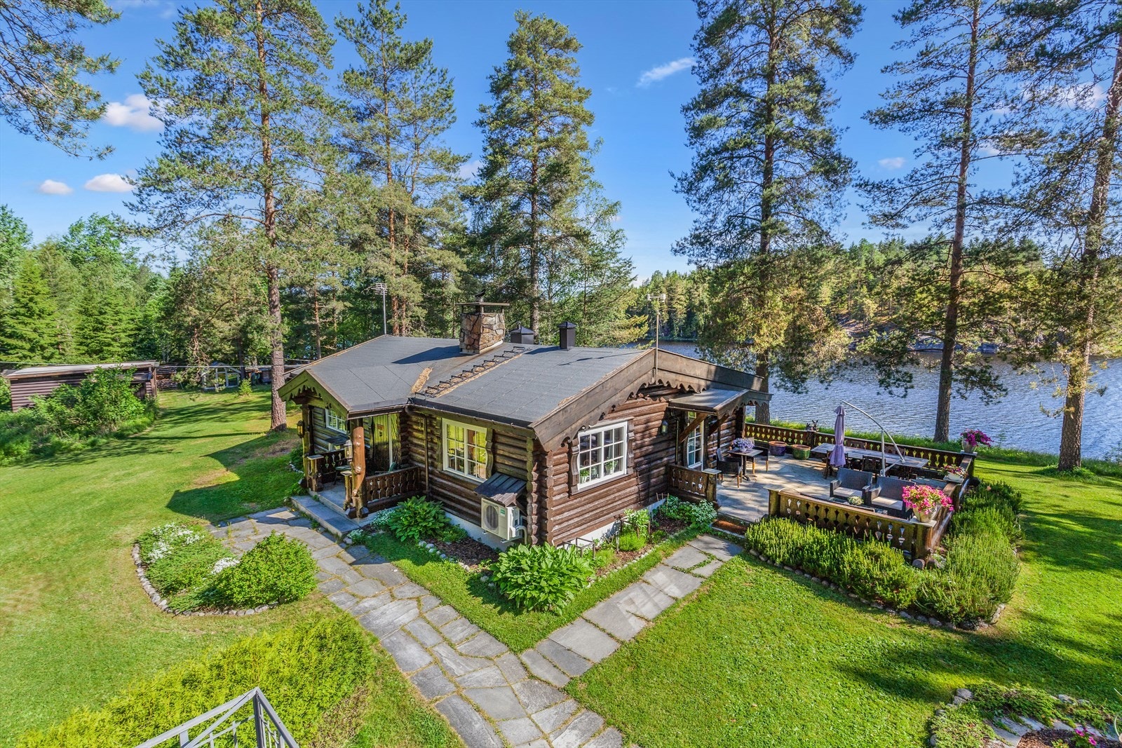 Vi har for salg en unik strandeiendom Galleribilde