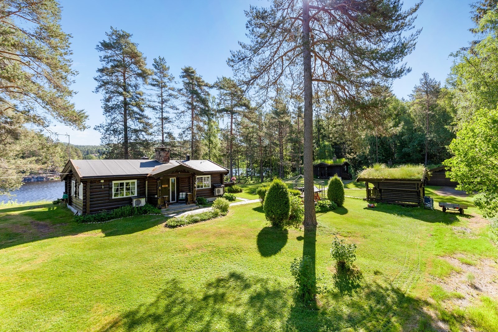 Eiendommen er parkmessig opparbeidet Galleribilde