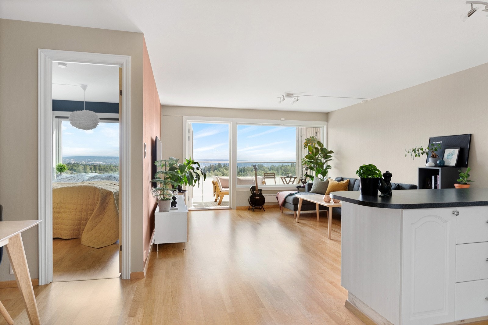 Soverom inn til venstre. Galleribilde