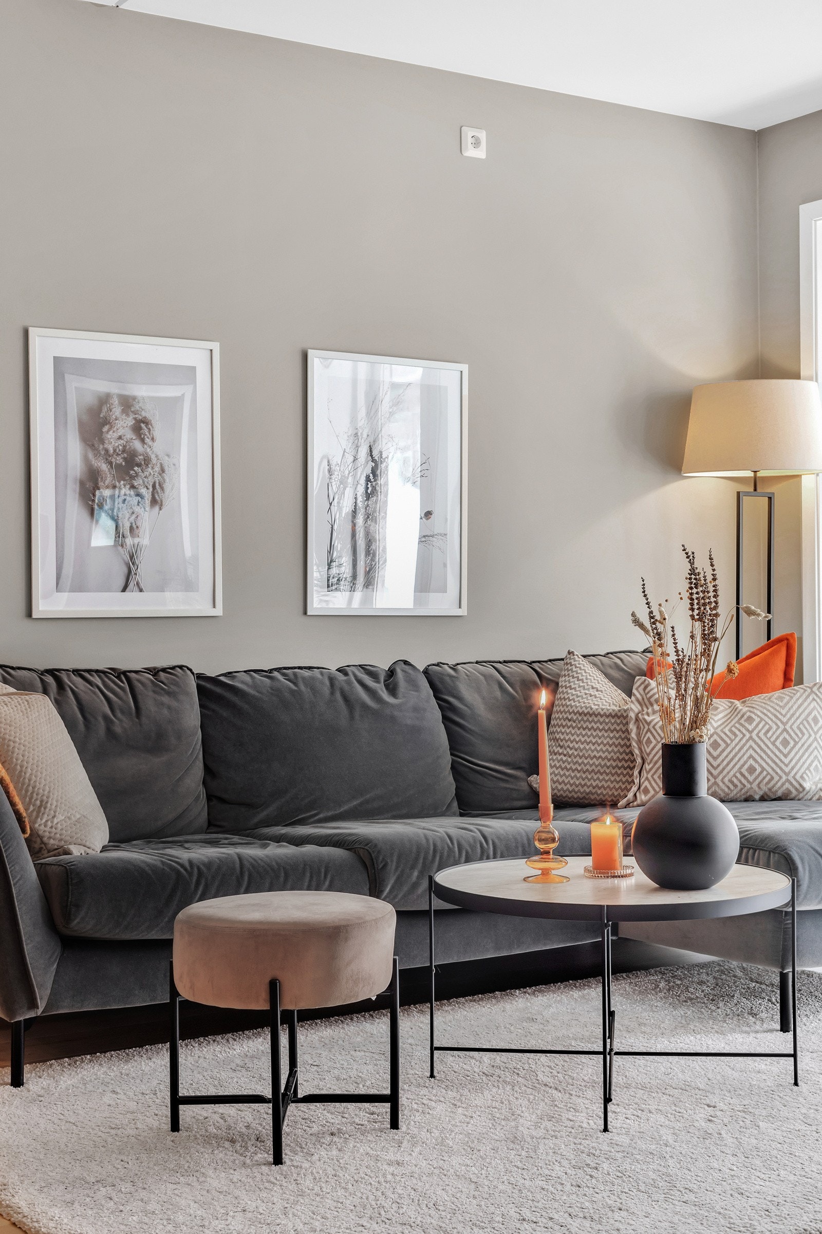 Det er gjennomgående god standard over det hele med smakfulle farge- og materialvalg. Galleribilde