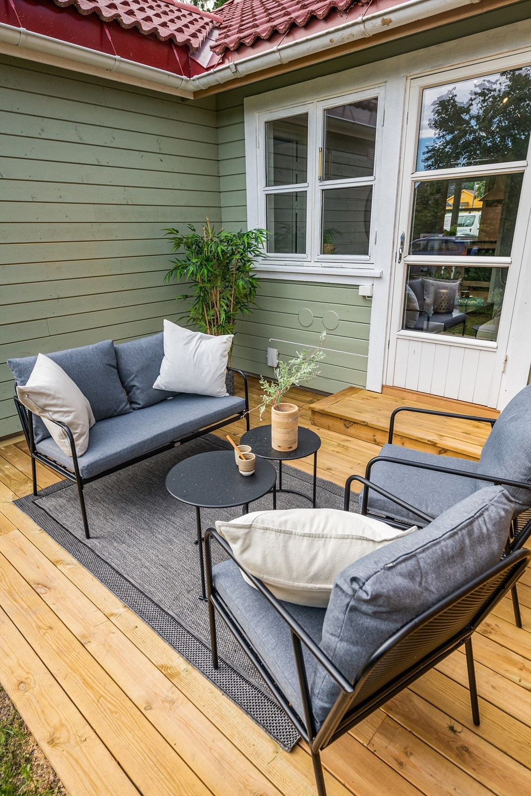 Skjermet og koselig uteplass Galleribilde