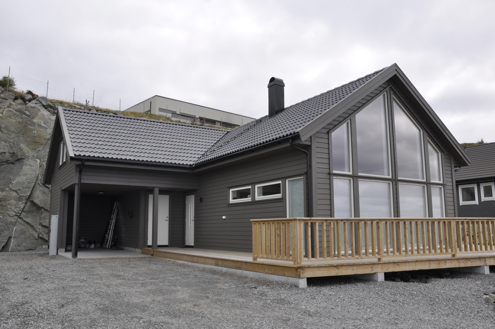 Samme type hytte bygget for kunde ned ved Moloen. Galleribilde