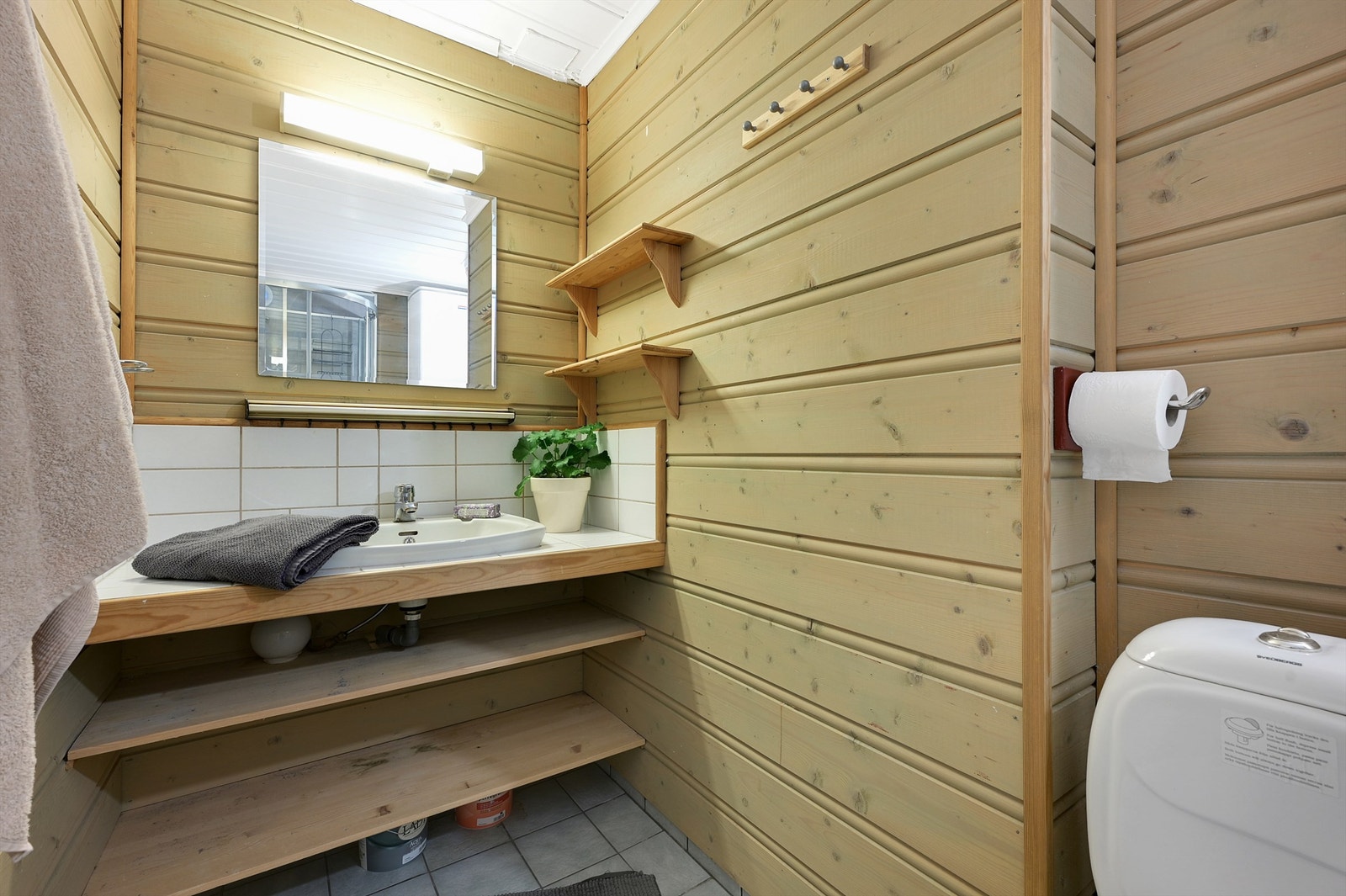 Bad kjellerdel Galleribilde