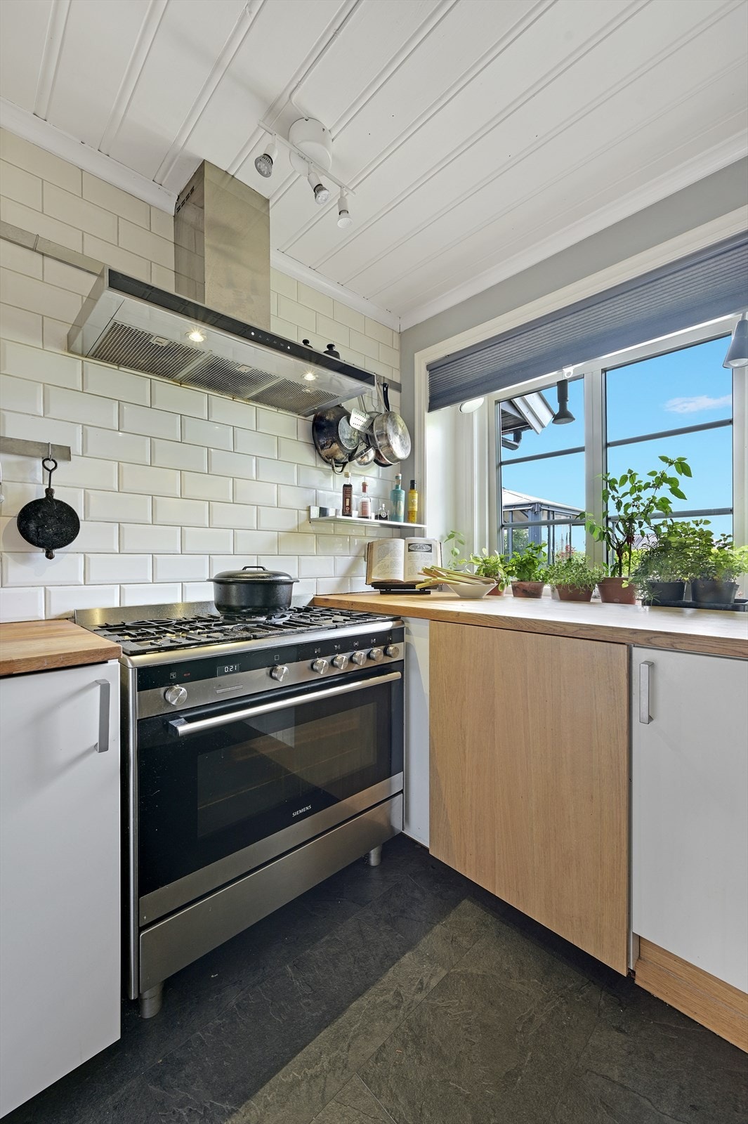 Kjøkken hoveddel Galleribilde