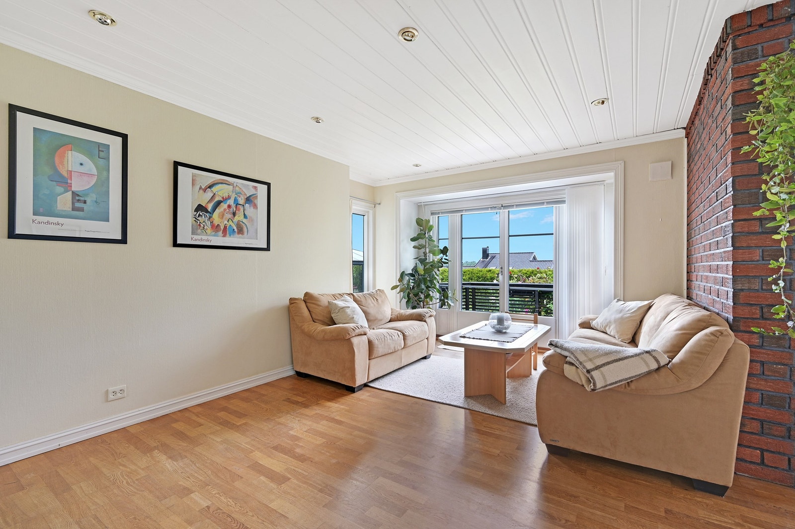 Stue hoveddel Galleribilde