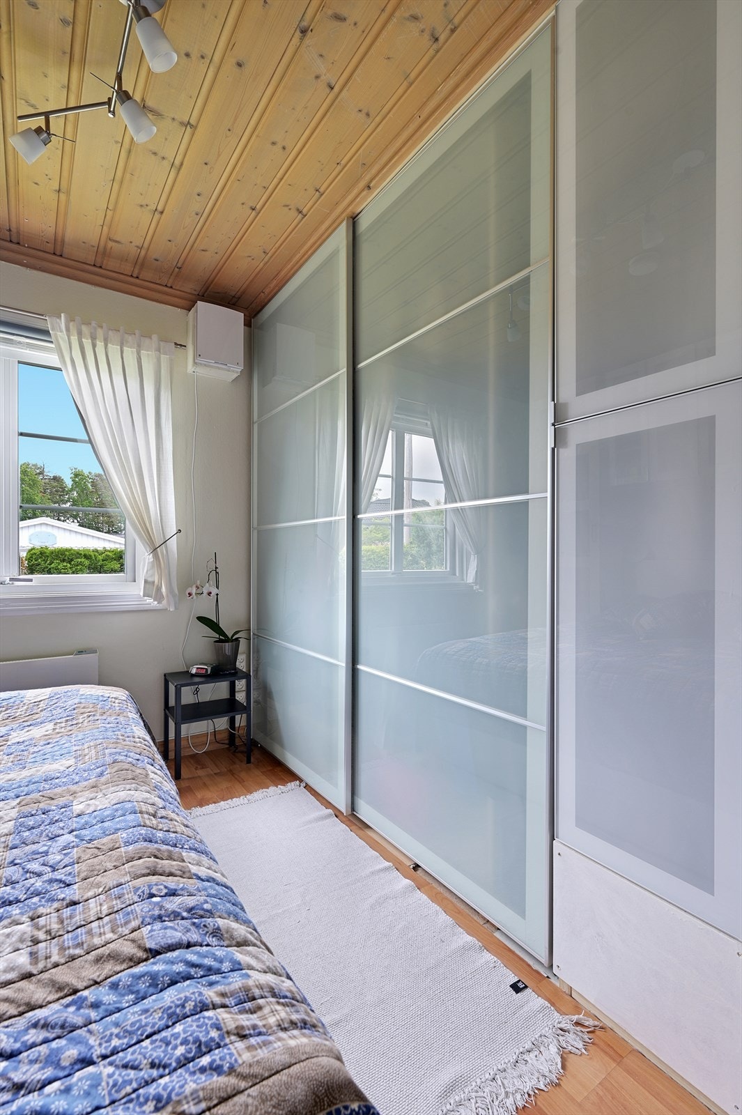 Soverom hoveddel Galleribilde