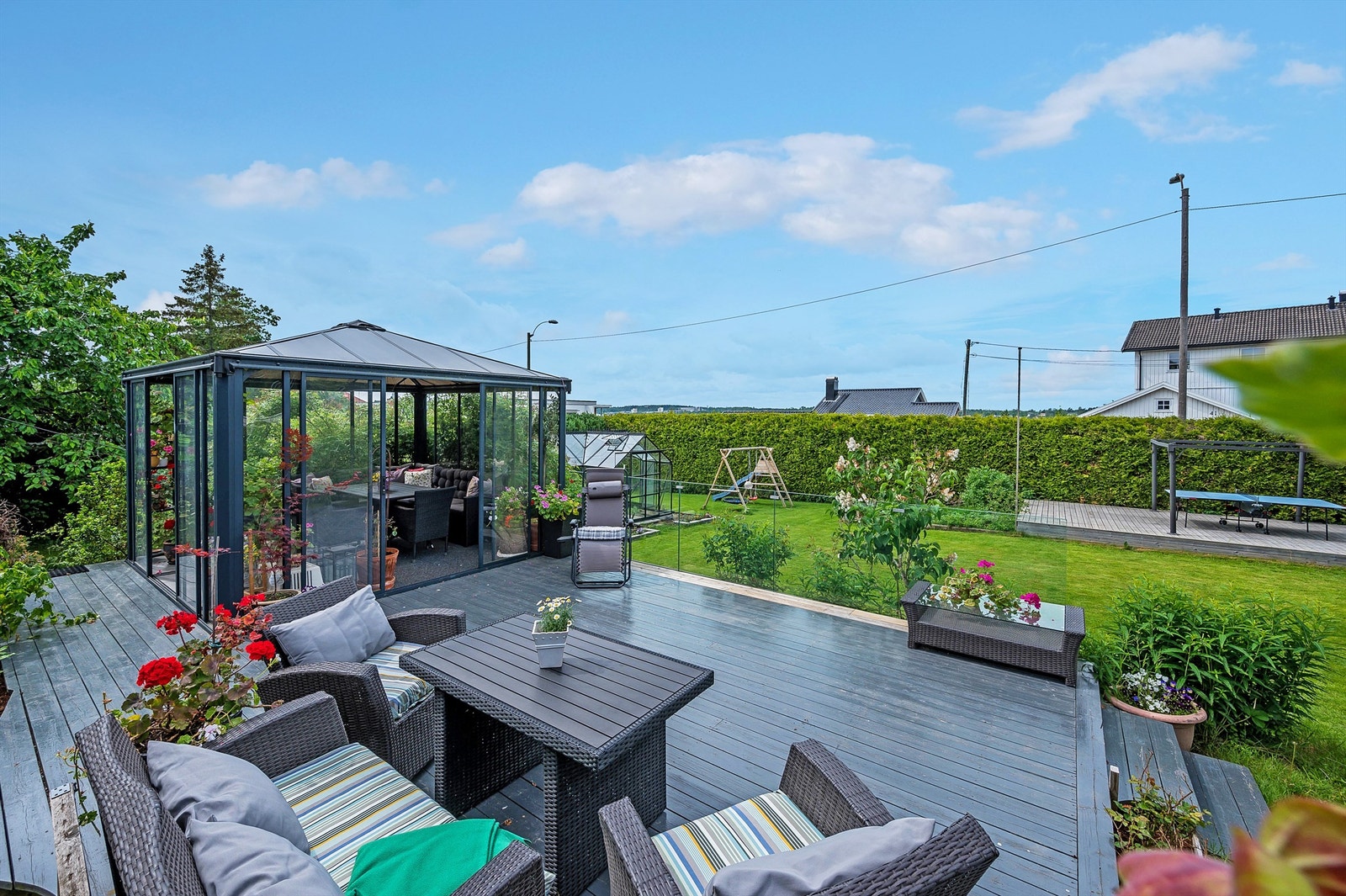 Terrasse/hagestue Galleribilde