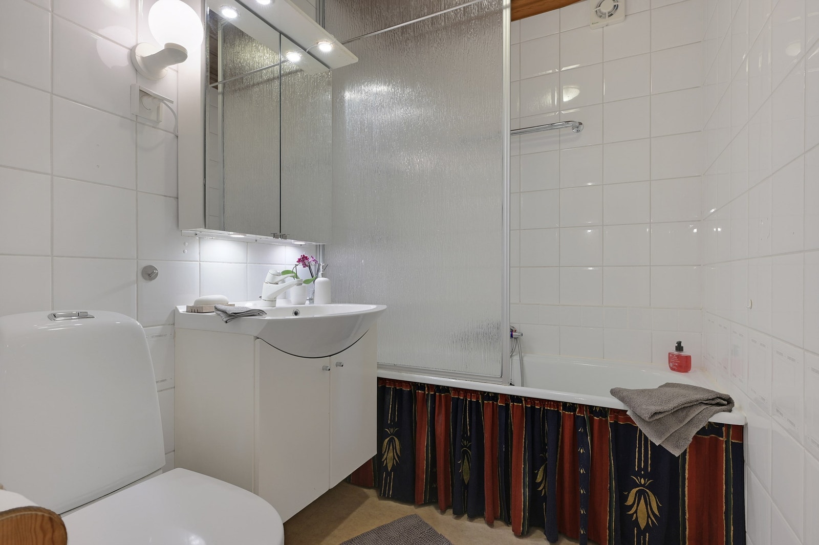 Bad hoveddel Galleribilde