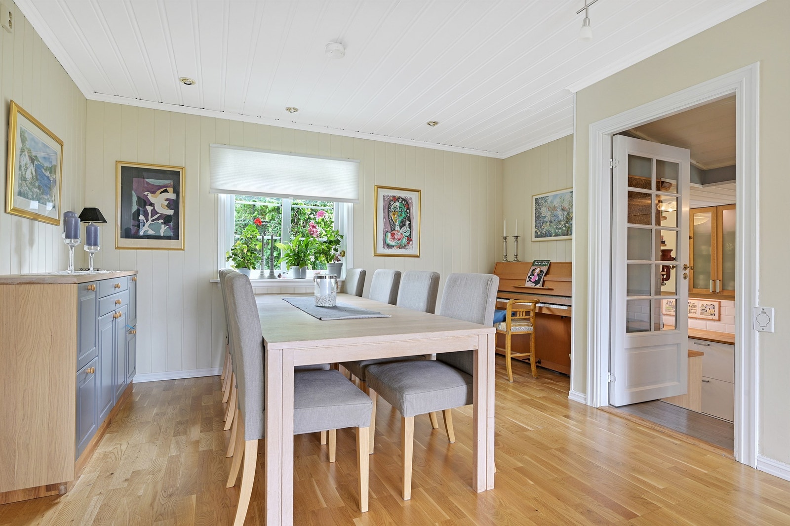 Spisestue hoveddel Galleribilde