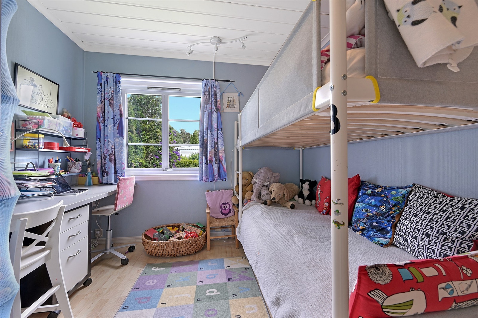 Soverom hoveddel Galleribilde