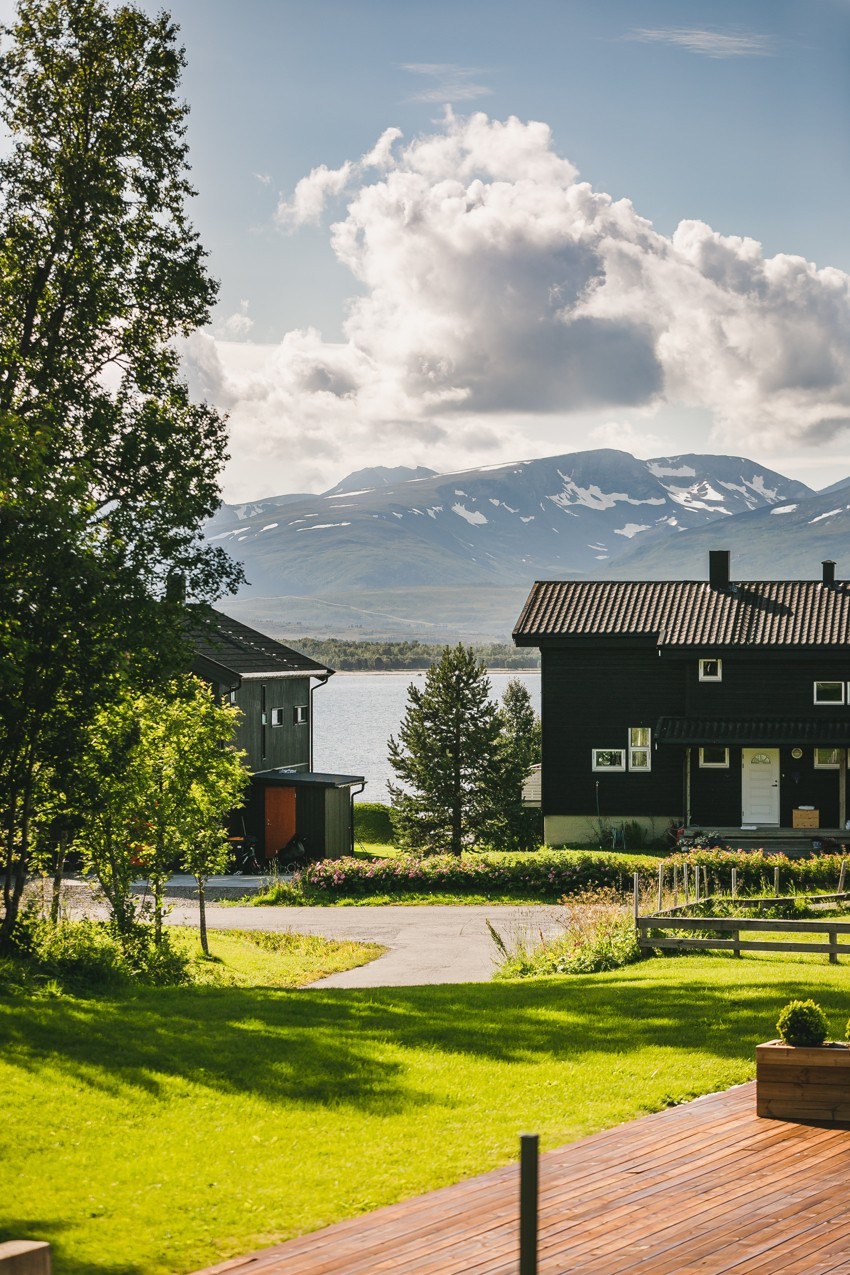 Fra leiligheten er det kort vei til blant annet lysløypa og Bakolsen