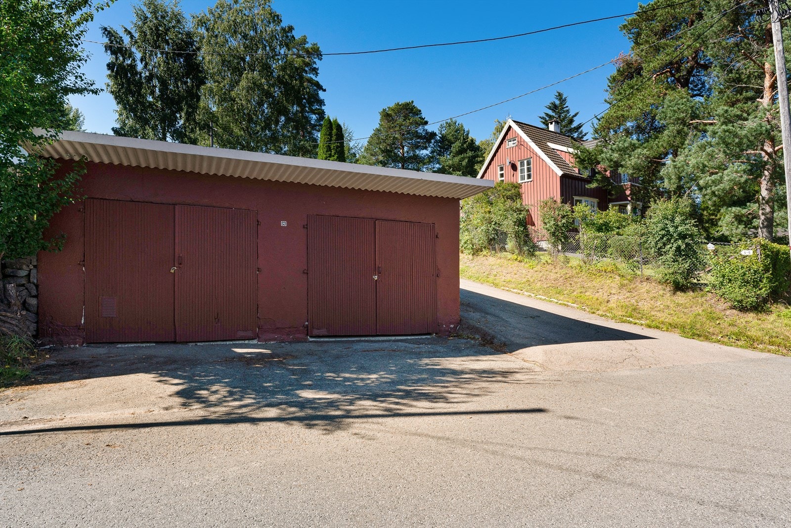 Dobbeltgarasje. Galleribilde
