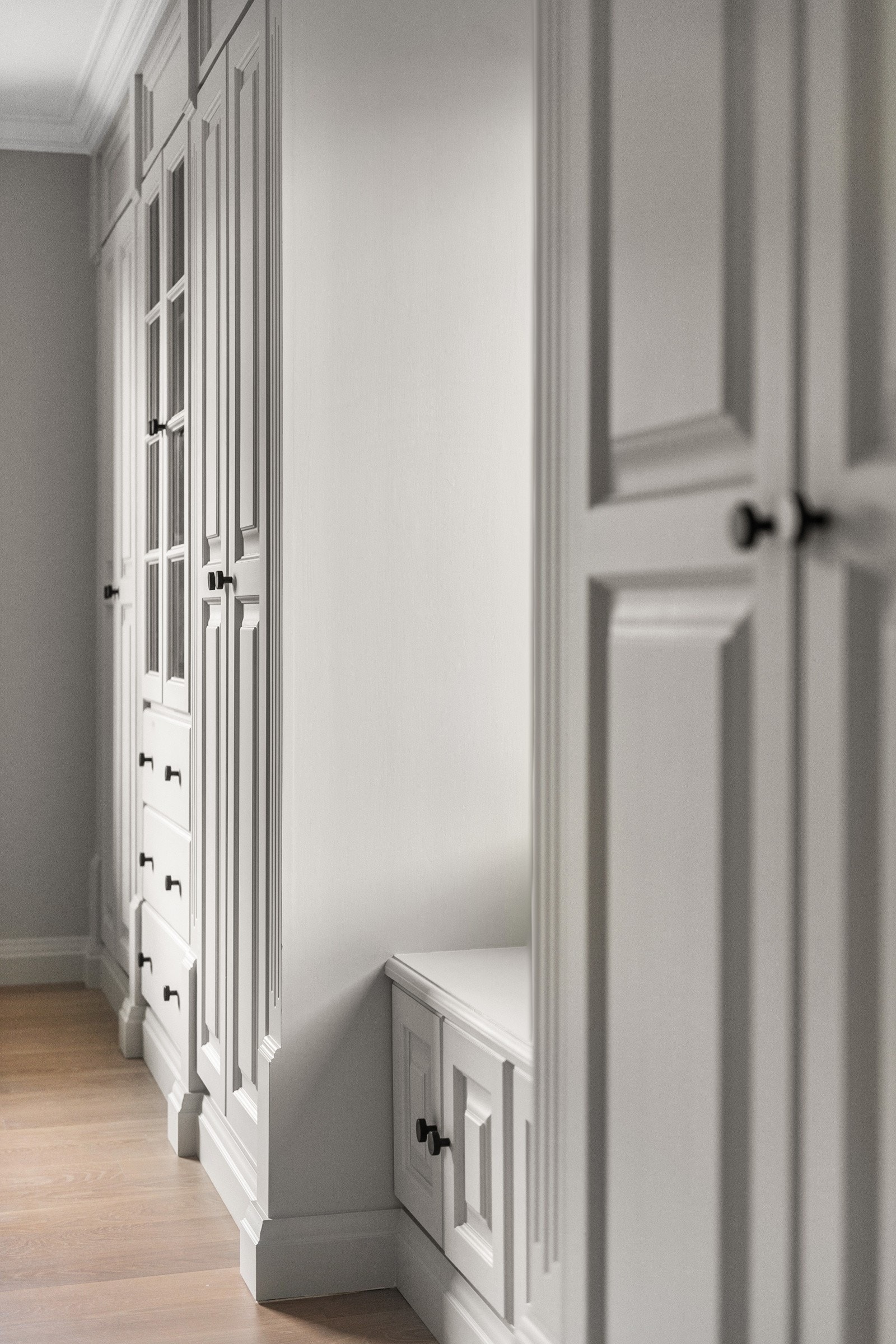 Detalj garderobe Galleribilde