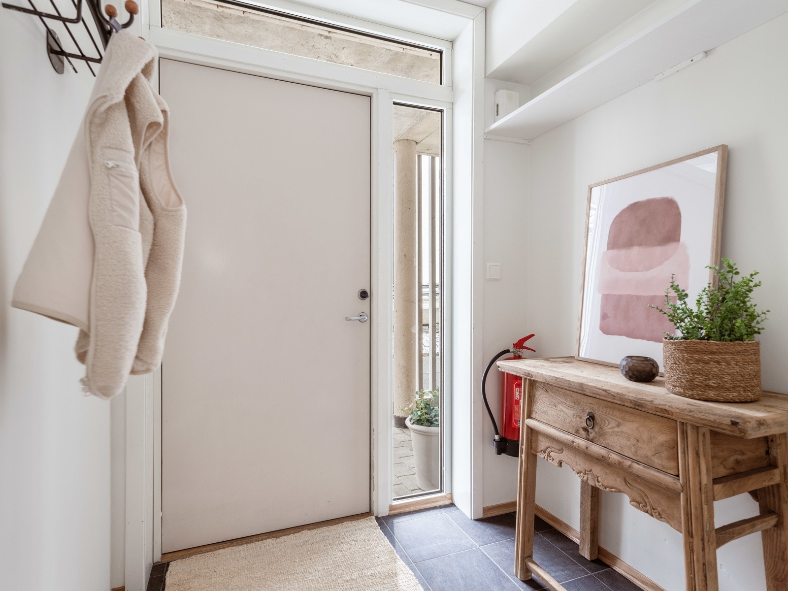 Innbydende inngangsparti på 2,5 kvm. Galleribilde