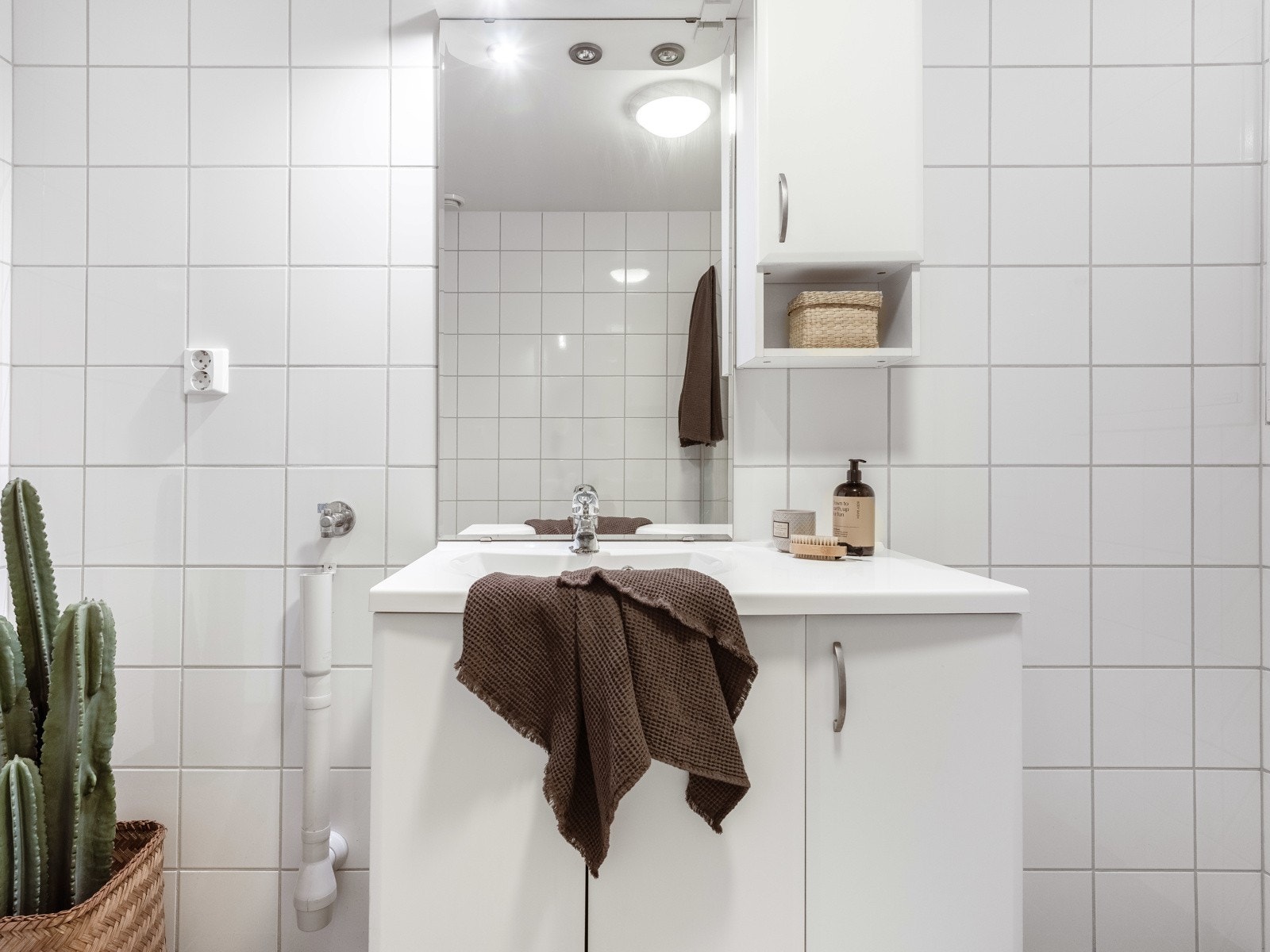Badet har et areal på 5,5 kvm. Galleribilde