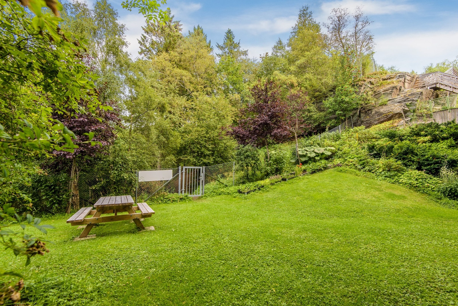 Direkte adkomst til koselige grøntareal i 4.etasje. Galleribilde