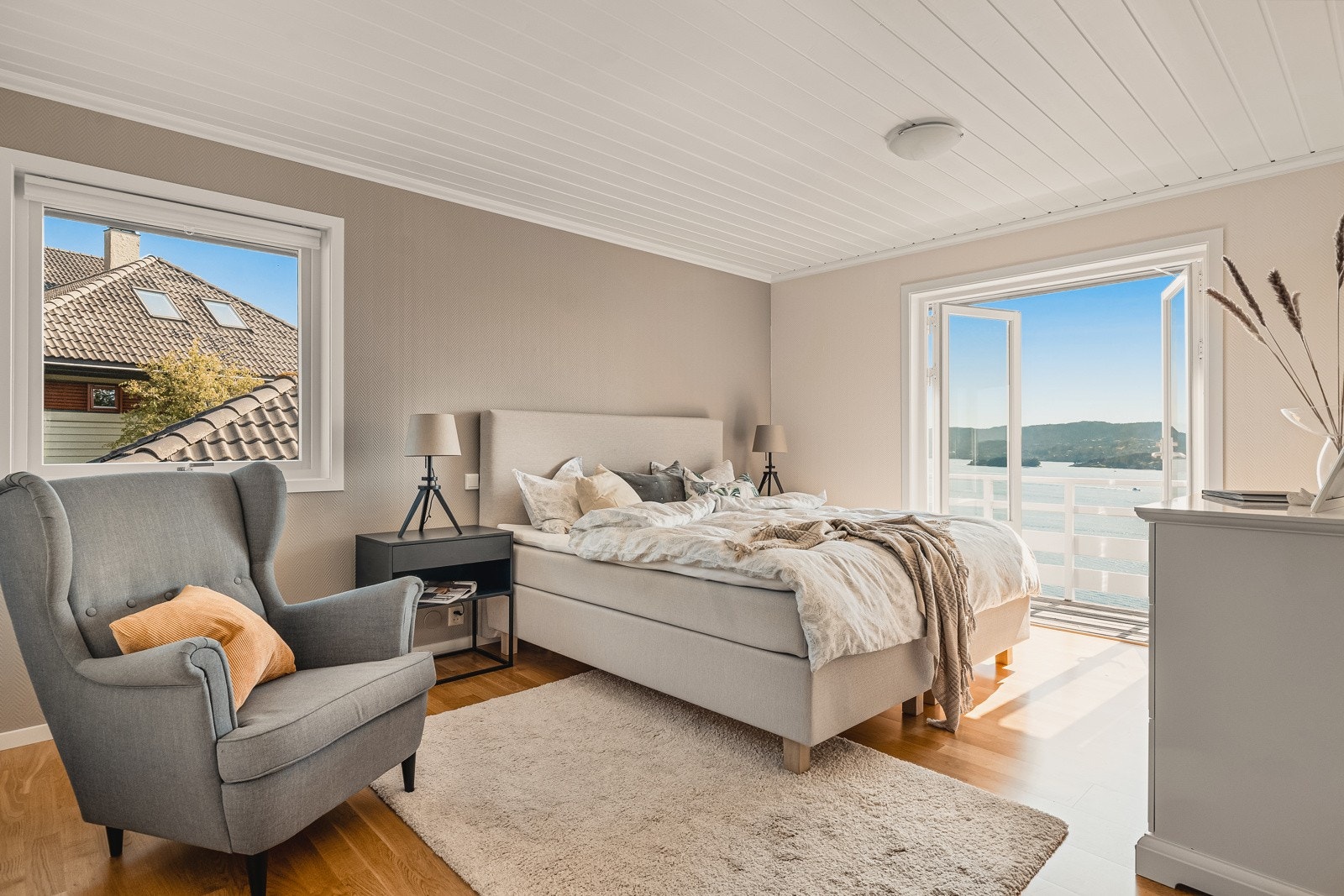 Hovedsoverom på 22,8kvm i boligens 2.etasje Galleribilde