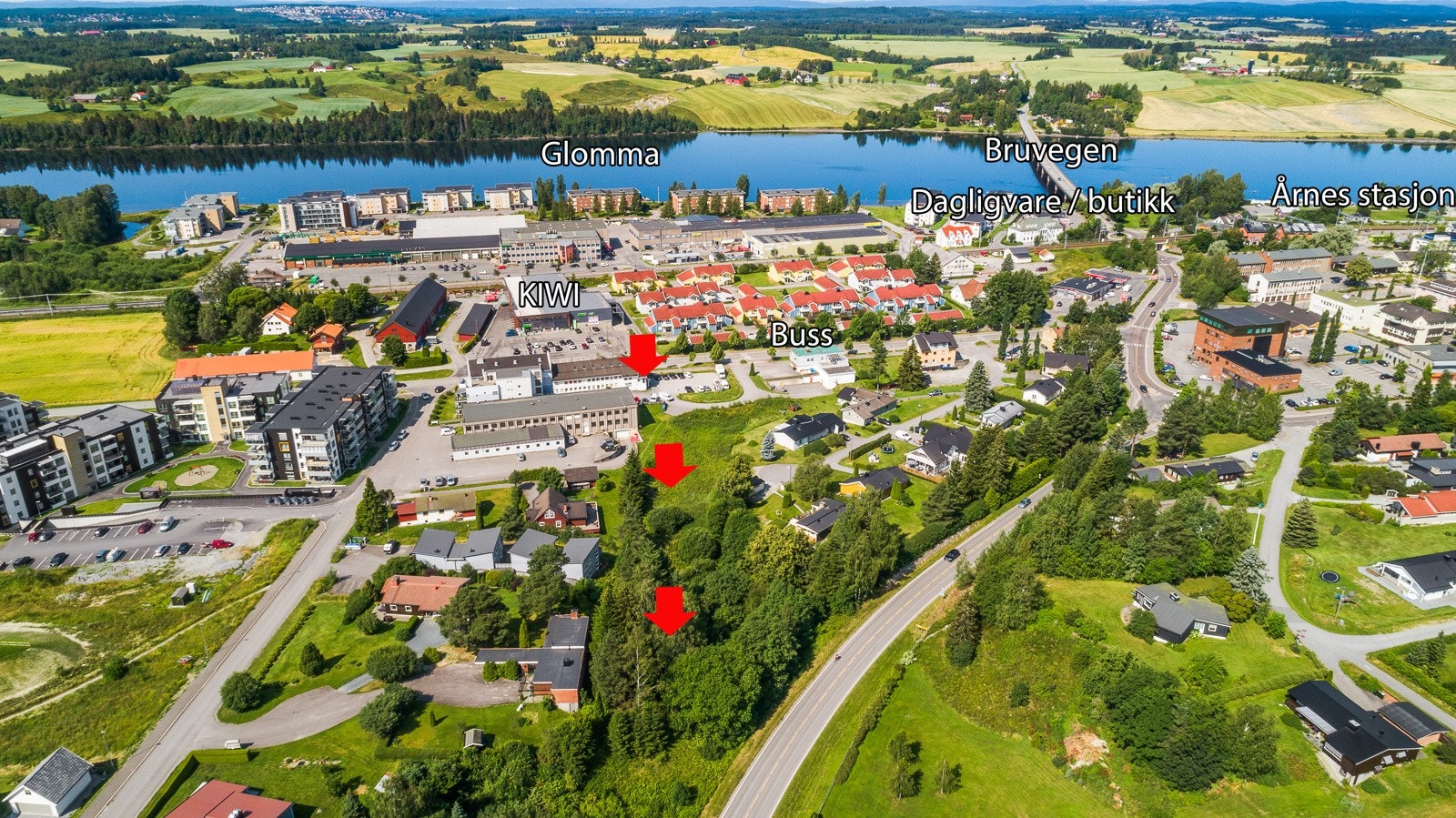 Gangavstand til togstasjon og alt av servicetilbud Galleribilde