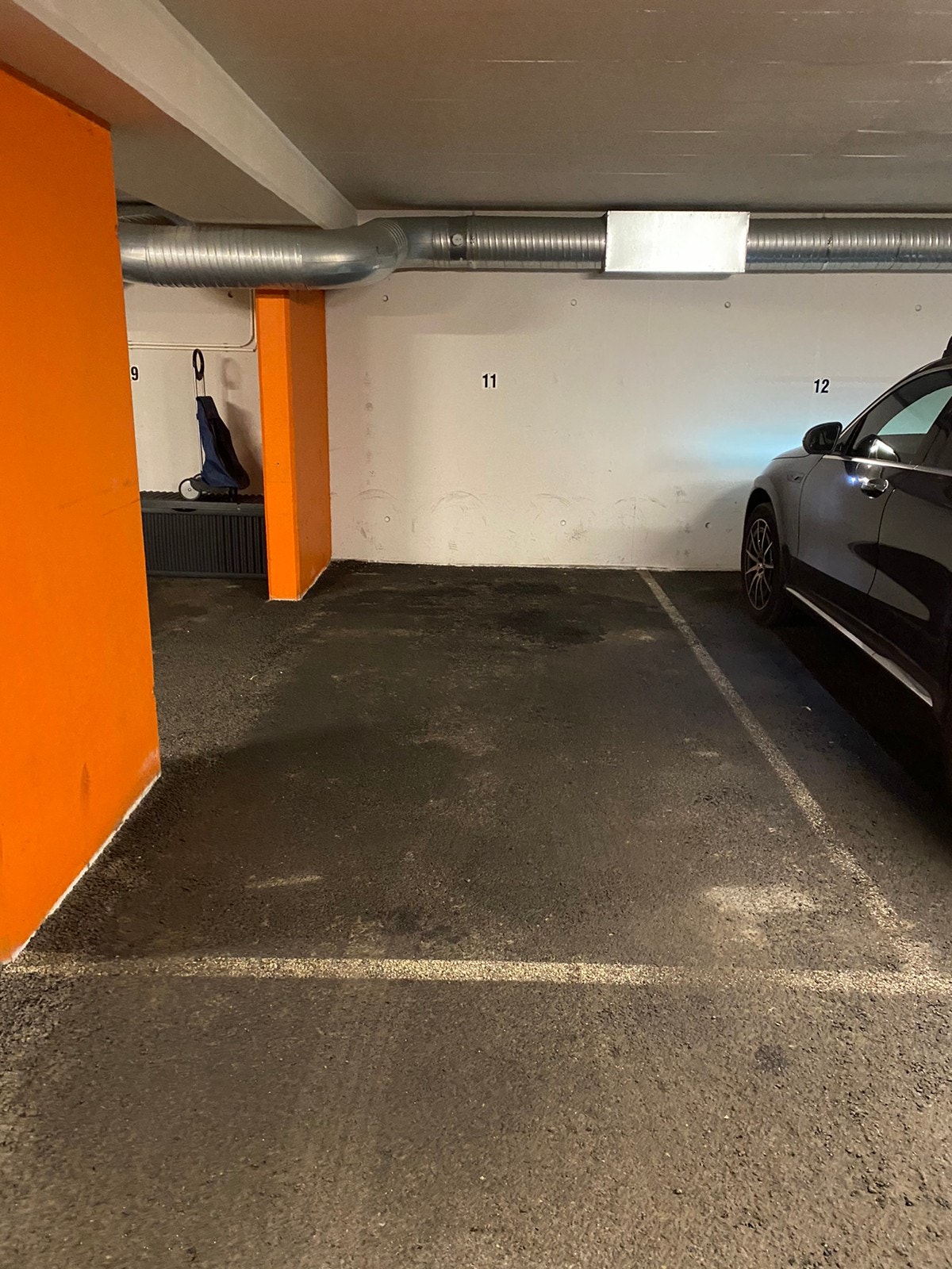 P-plass kan leies for et tillegg i husleien på kr 800,-/mnd Galleribilde