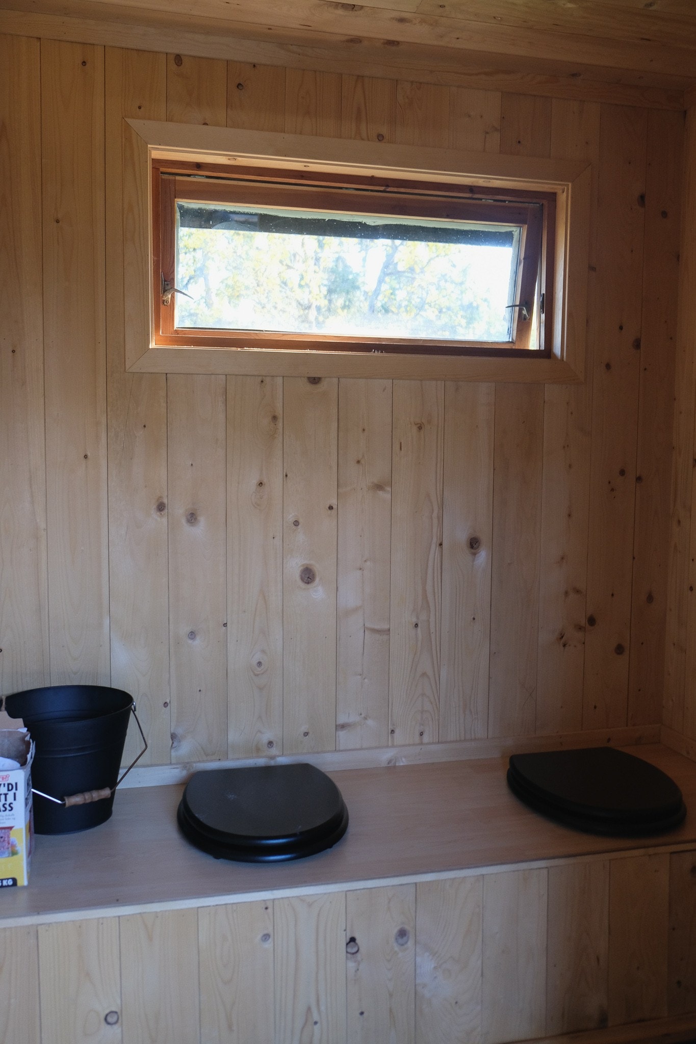 Utedo med 2 plasser Galleribilde