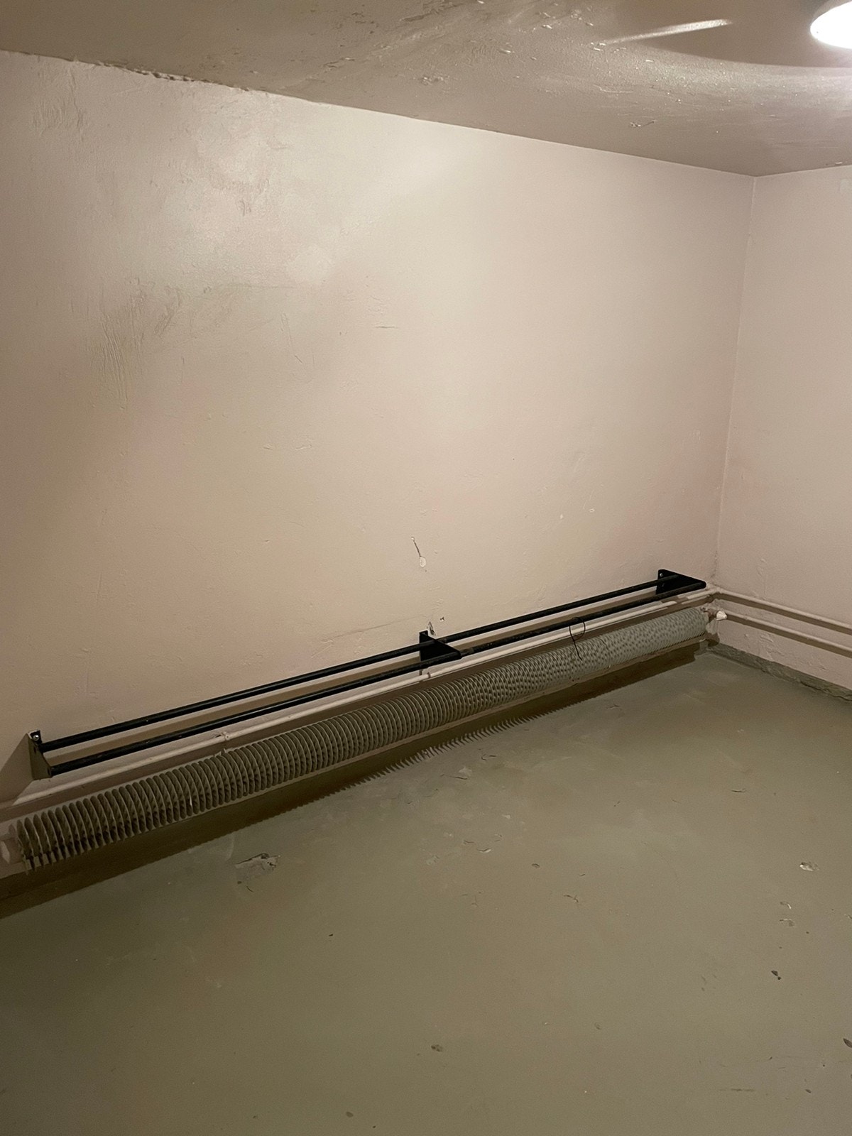 Felles lomp/tørkerom Galleribilde