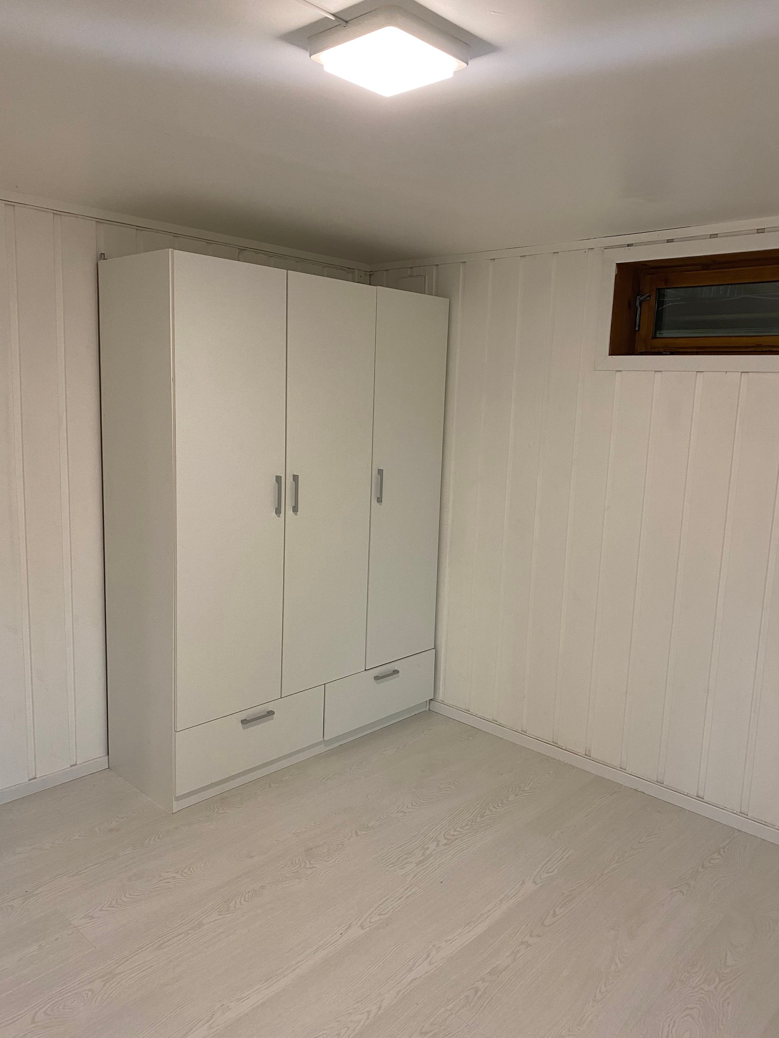 Sove rom 1 Galleribilde