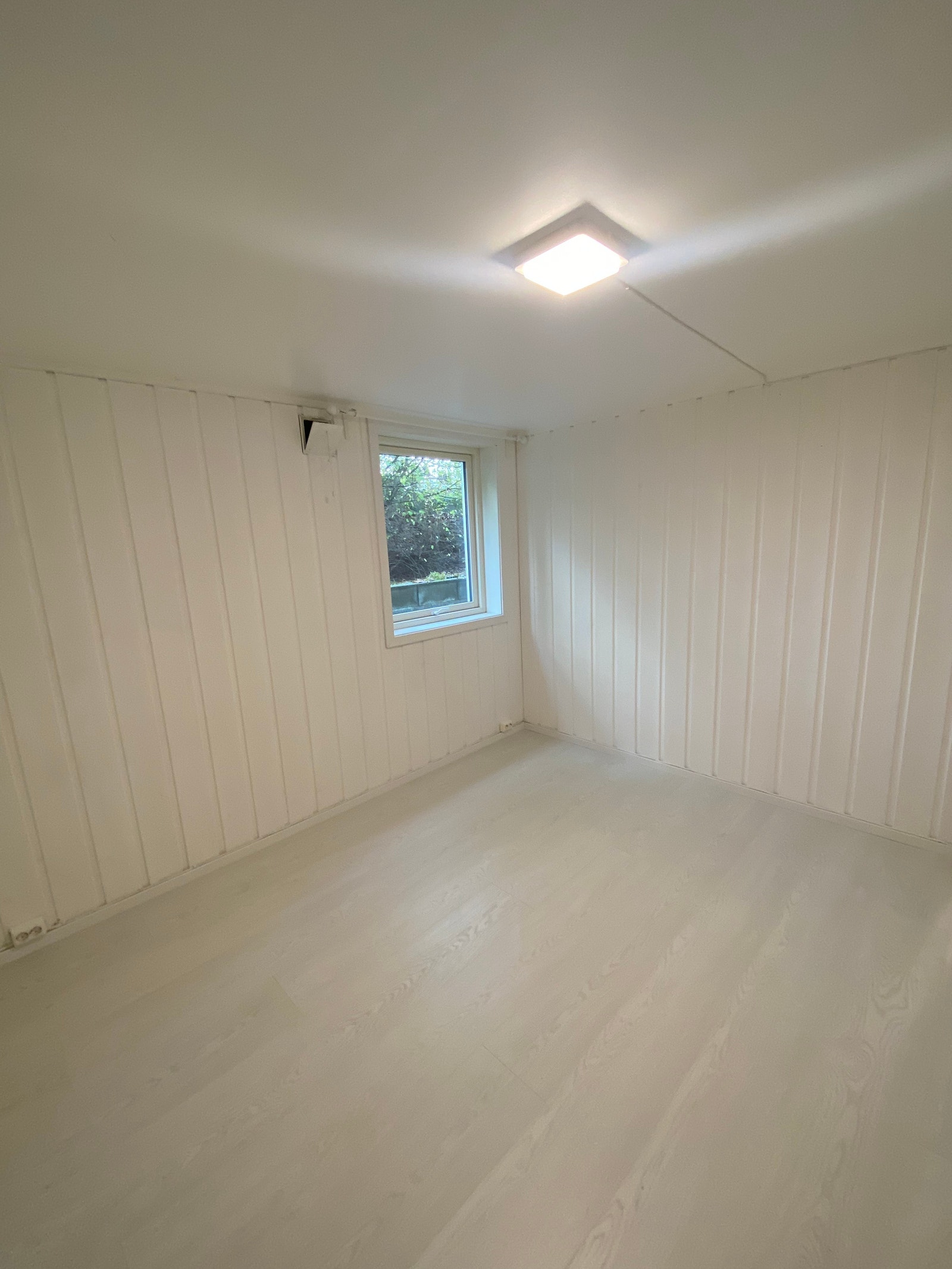 Sove rom 1 Galleribilde