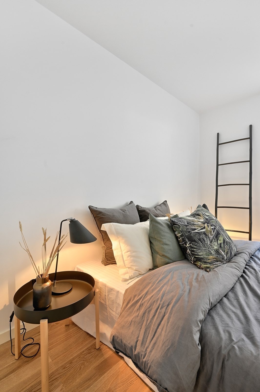 I boligen er det totalt 3 soverom i 1.etasje Galleribilde