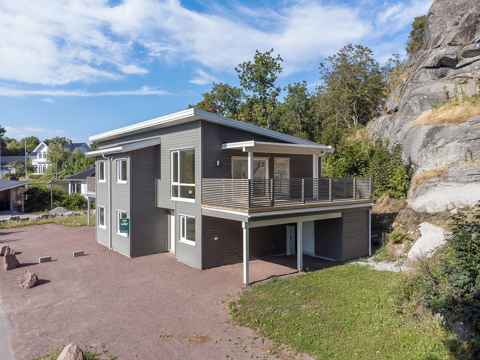 Halvpart av vertikaldelt tomannsbolig på Ormelet Galleribilde