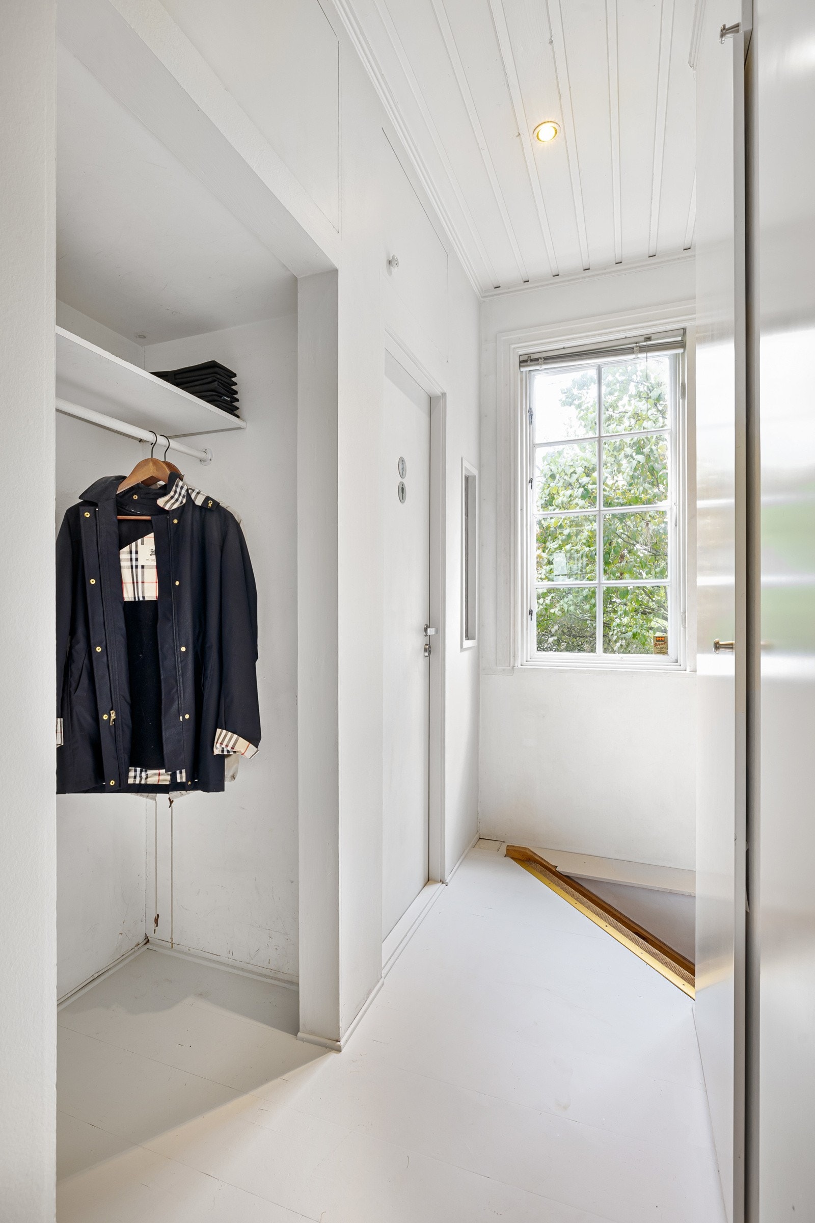 Garderobe Galleribilde