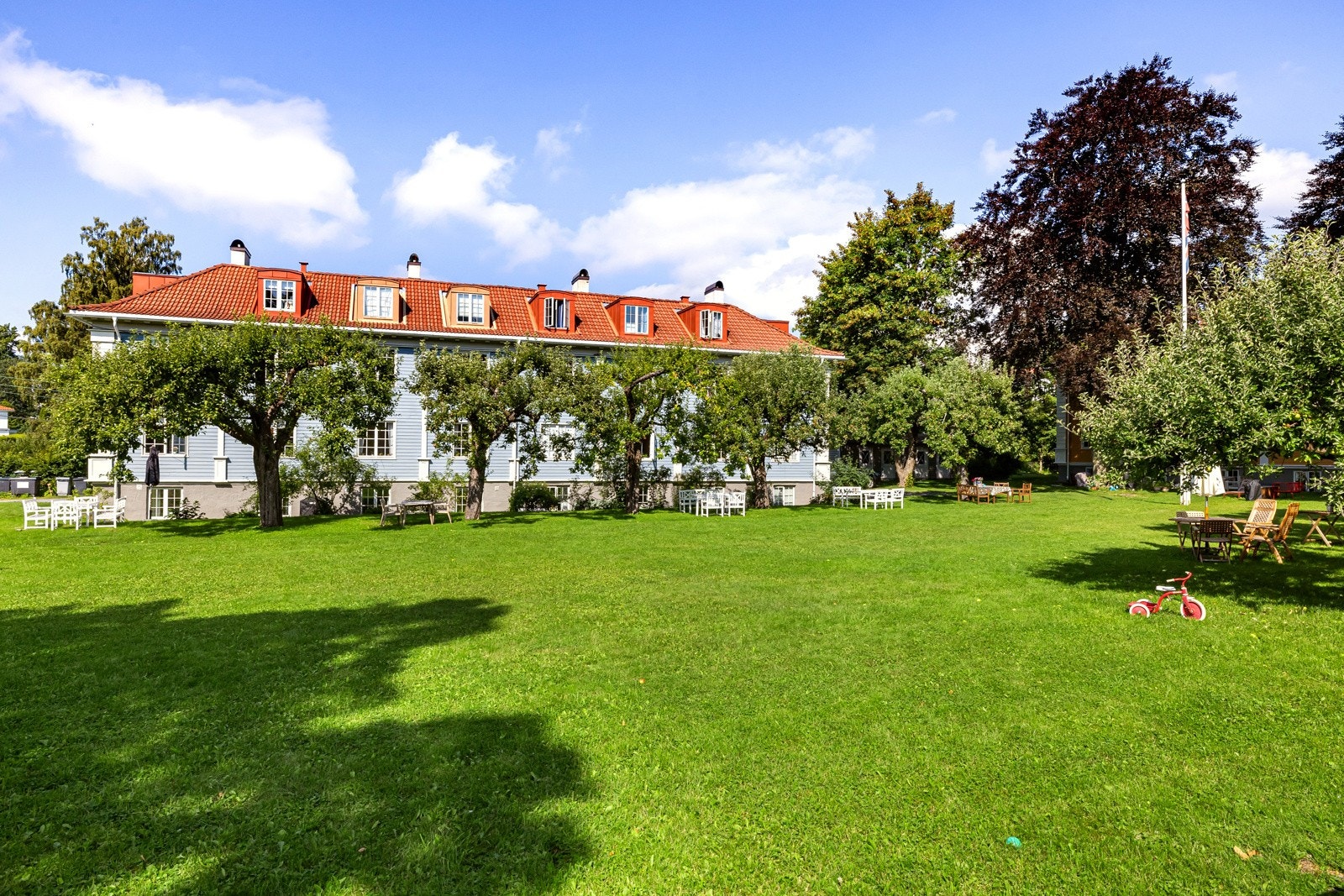 Grønn idyll meget sentrumsnært i et attraktivt område på Borgen / Vinderen Galleribilde