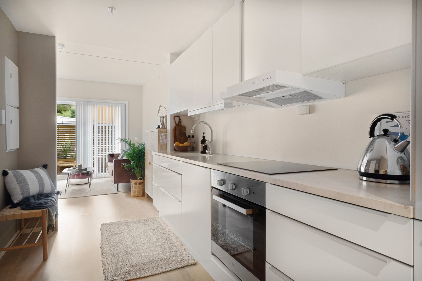 Kjøkkenet fremstår i god stand, uten tegn til avvik. Vurdert til tilstandsgrad 0 av takstmann Galleribilde