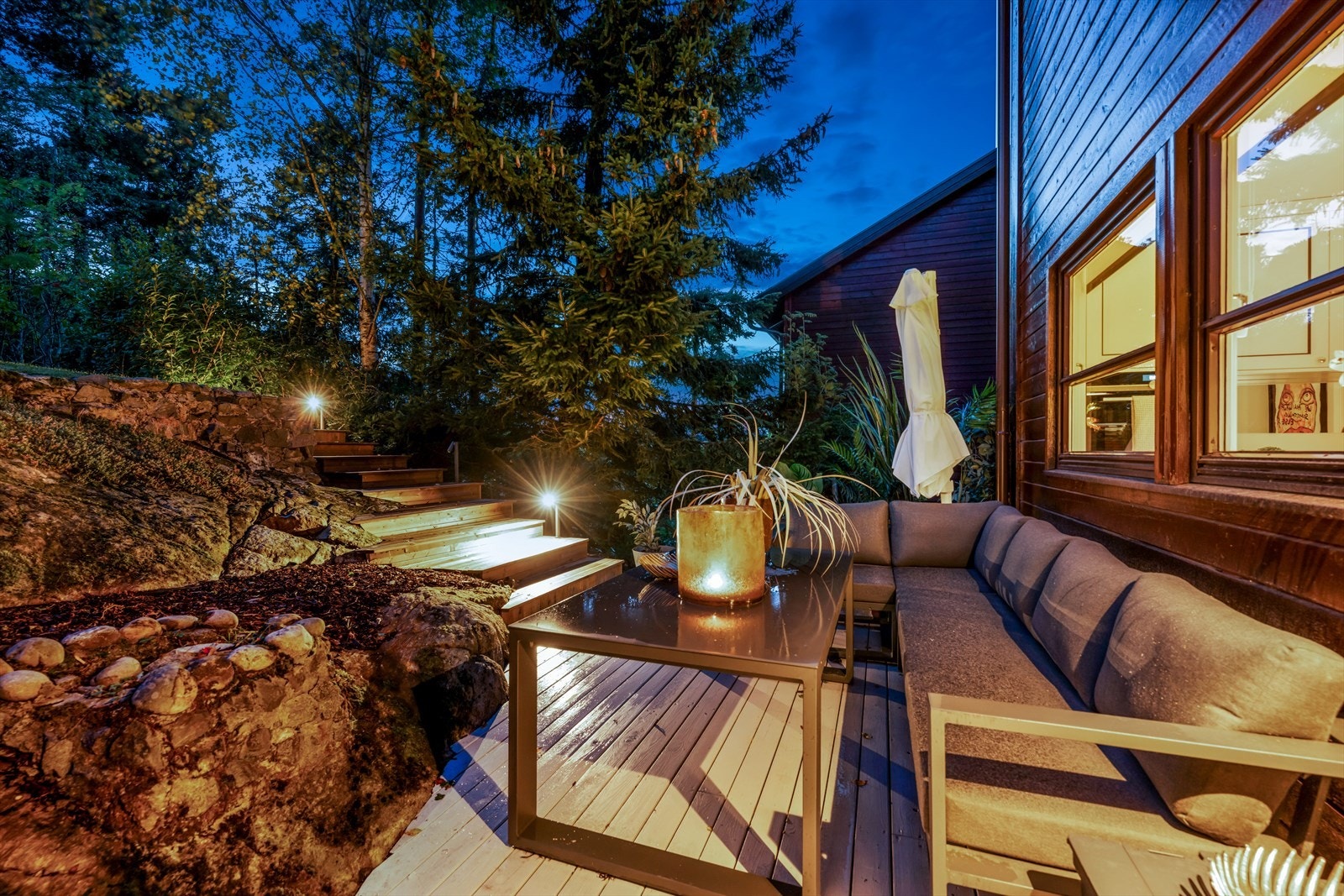 Terrassen ut fra spisestuen Galleribilde