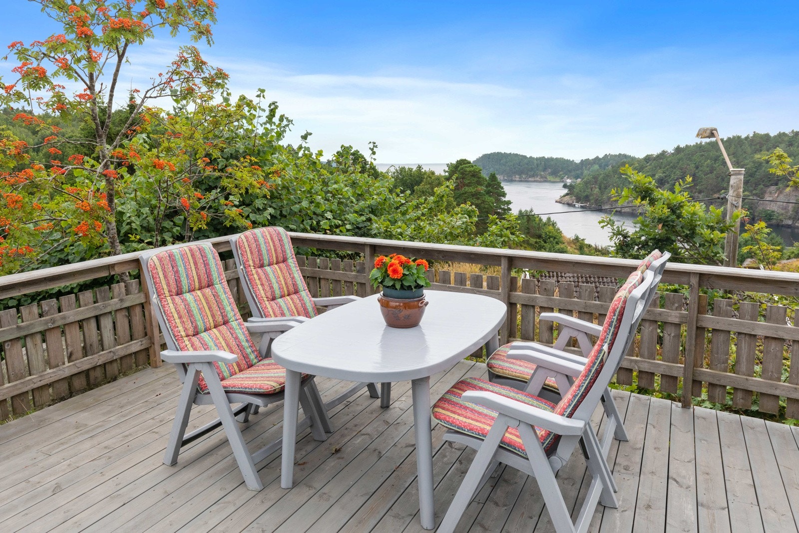 Terrasse på utsiktshøyden Galleribilde