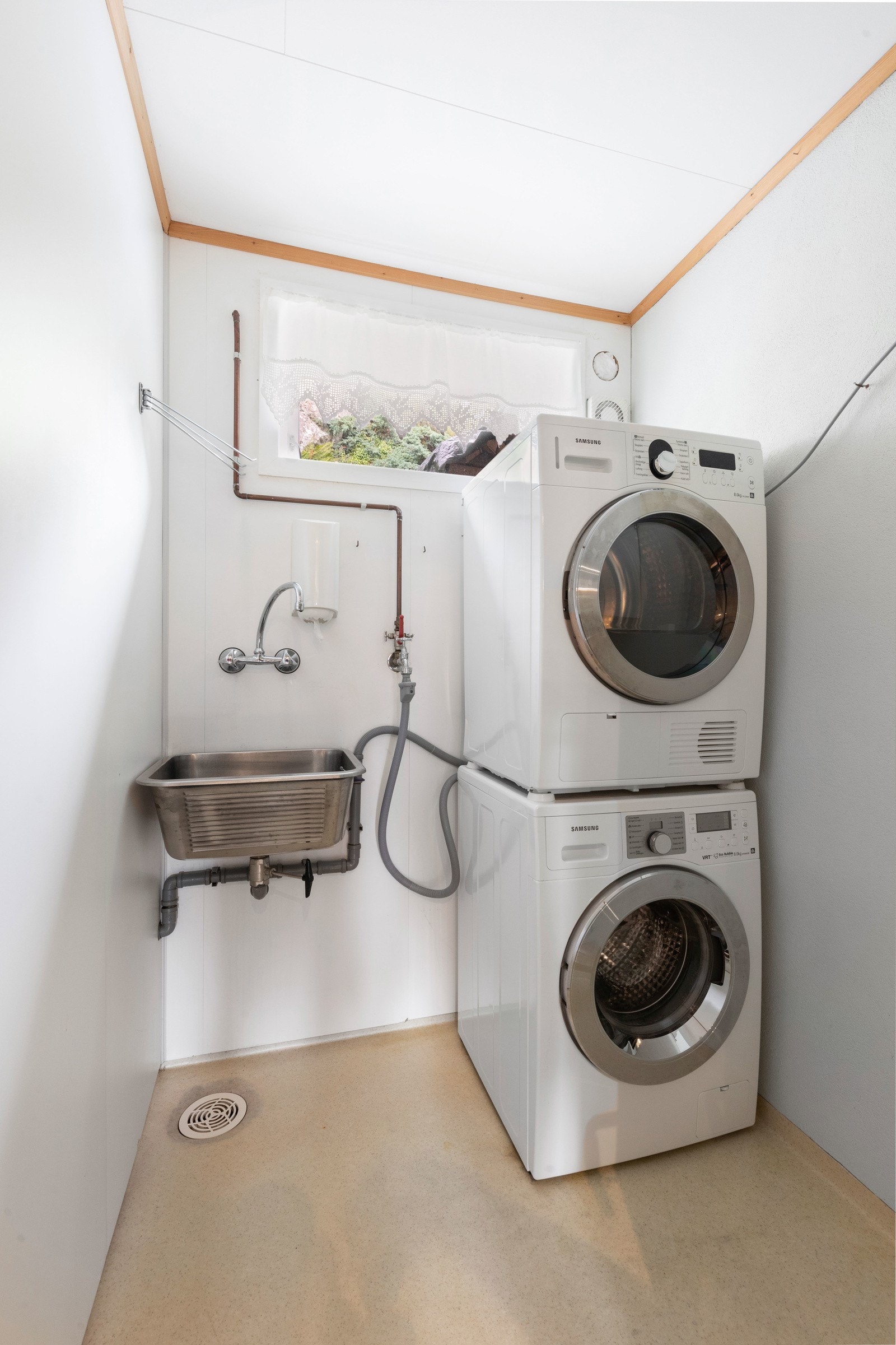 Praktisk med eget vaskerom Galleribilde