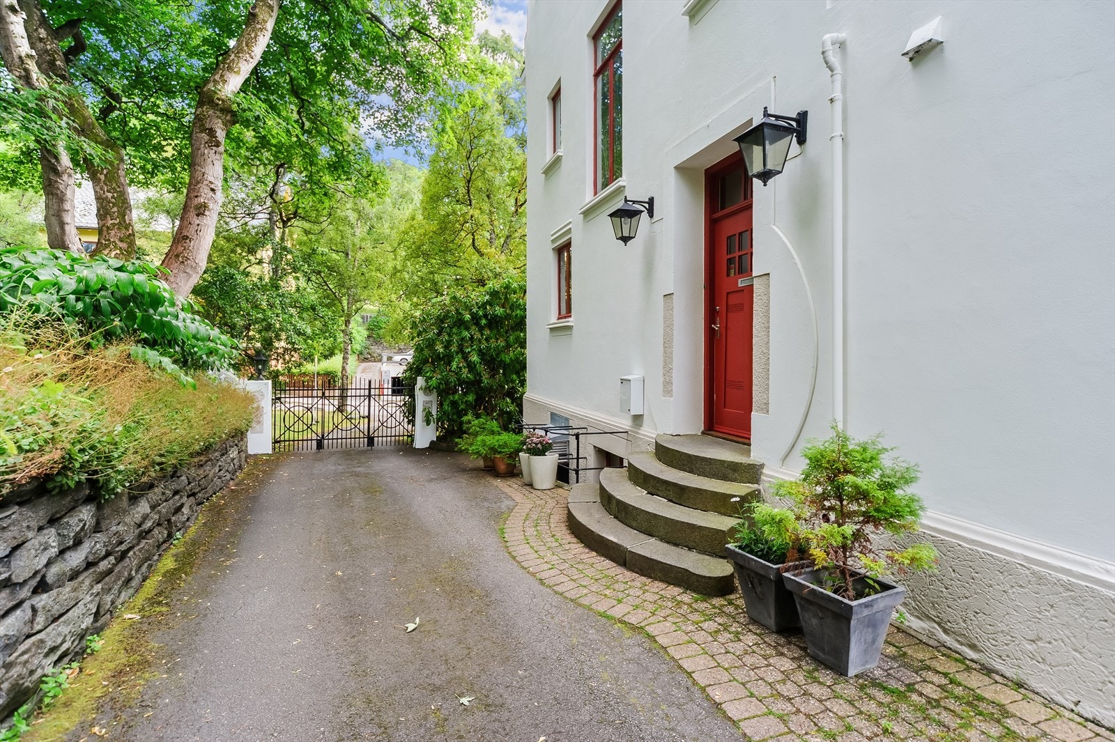 Jugendvillaens inngangsparti Galleribilde