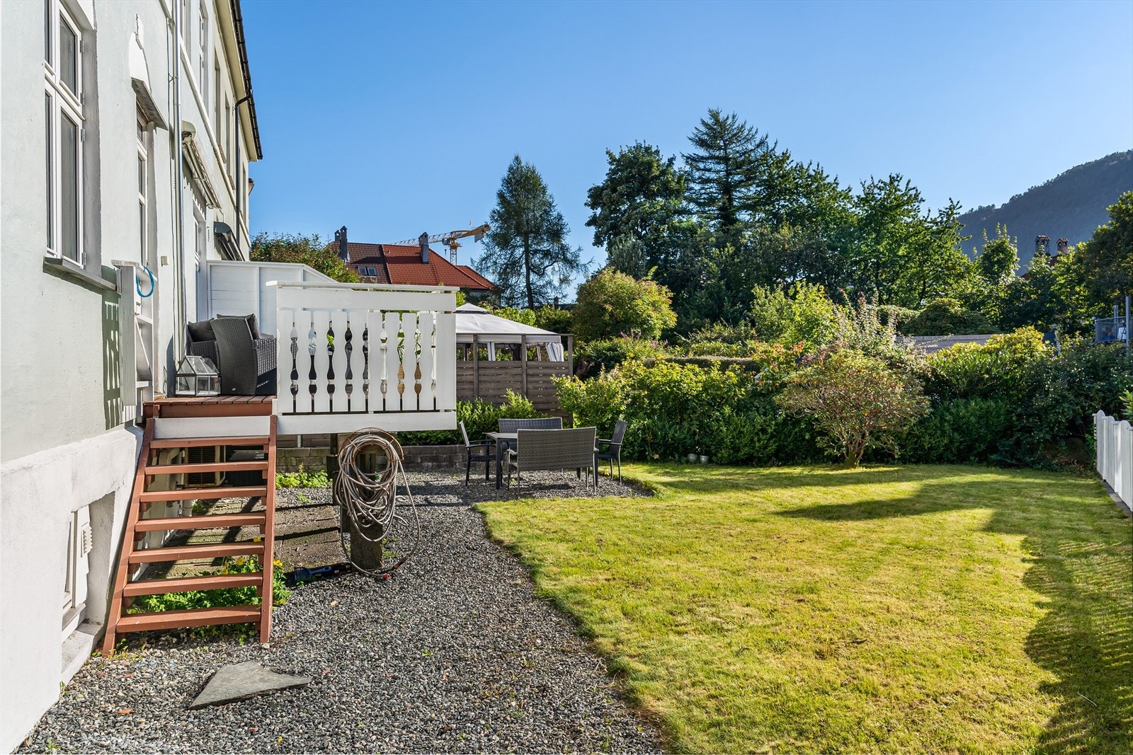 Beliggenheten passer ypperlig for studenter da du har flere store studiesteder, som UiB, HVL og Bi innen kort avstand. Galleribilde